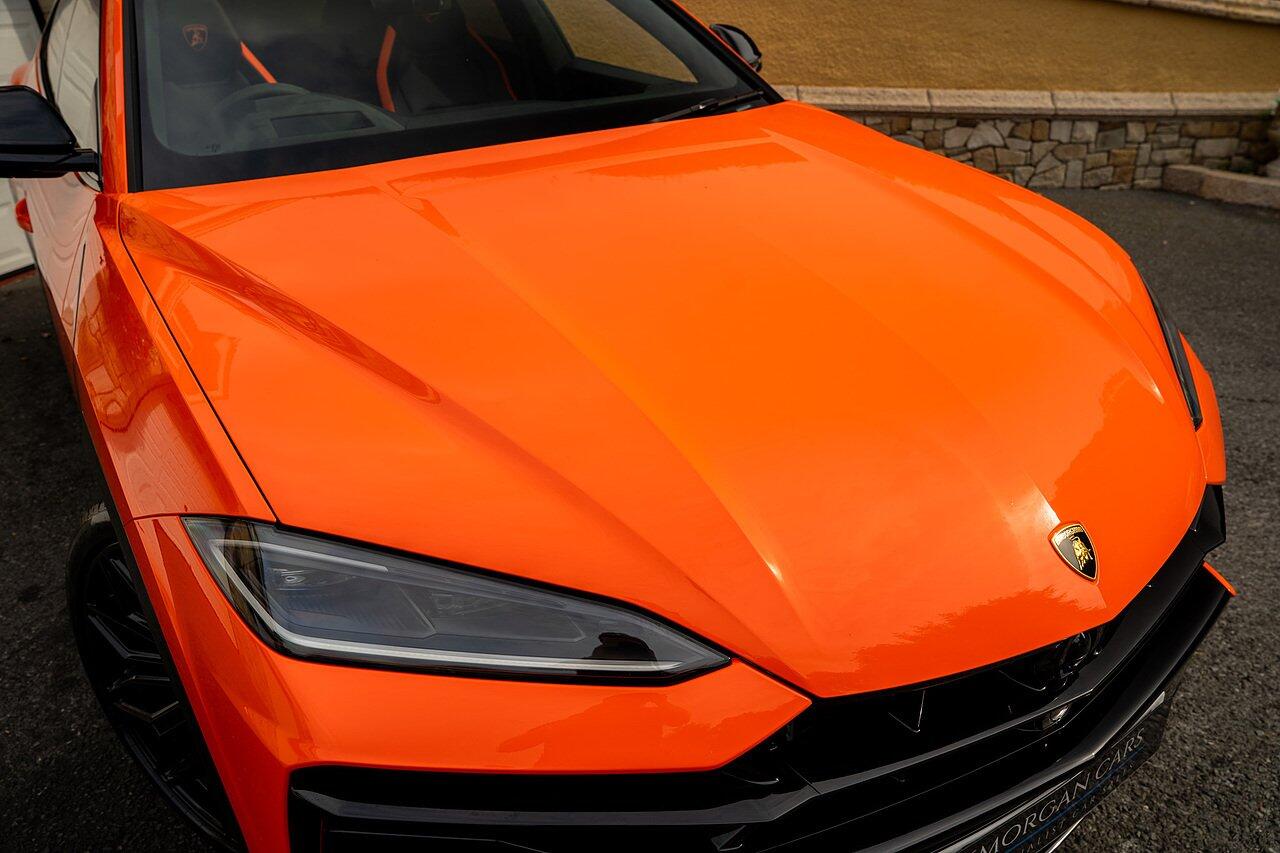 Lamborghini Urus view 27