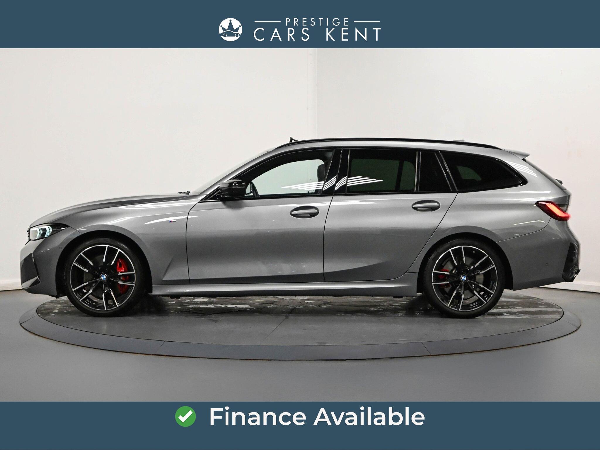 BMW 3 Series view 4