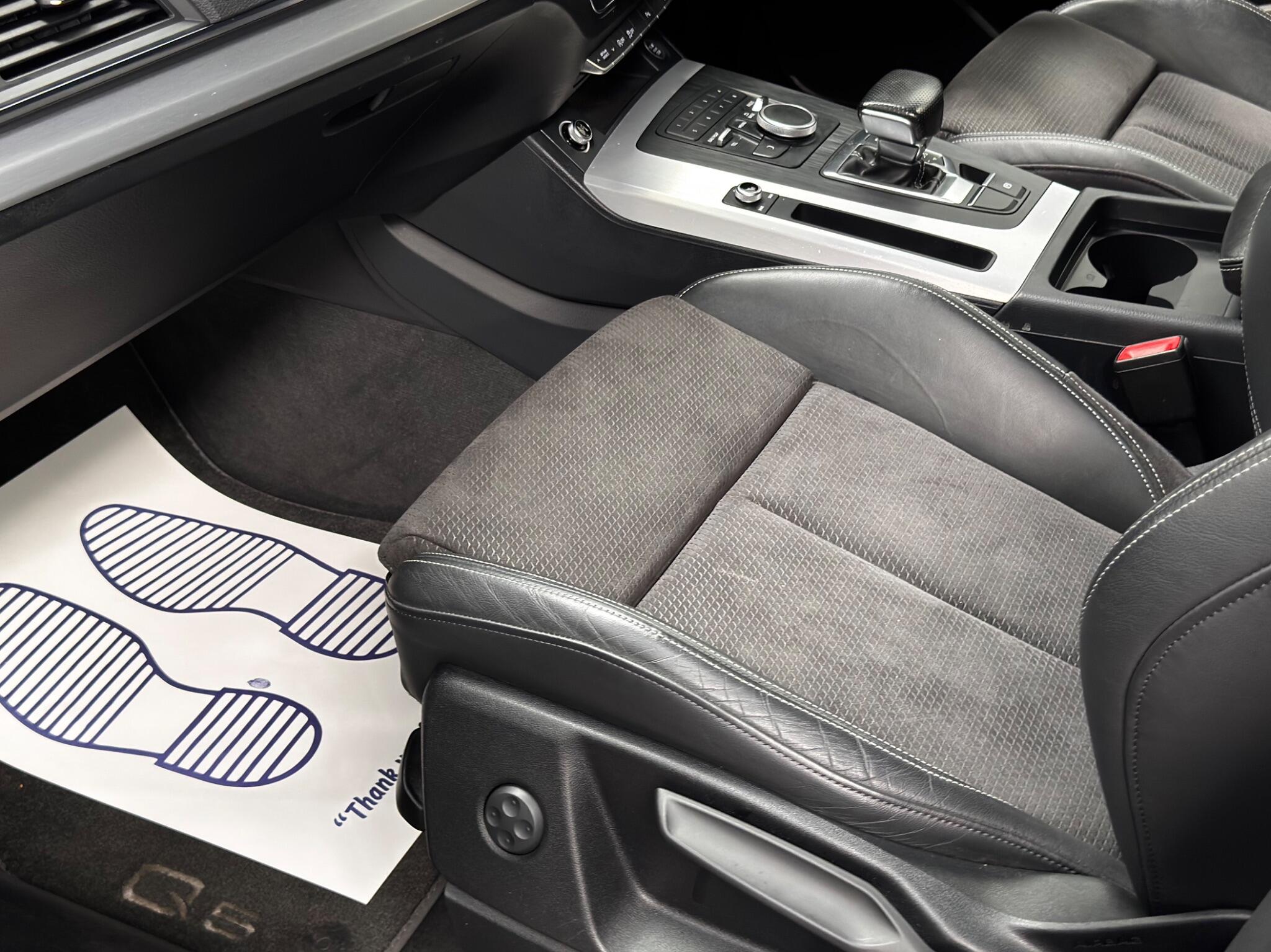 Audi Q5 view 64