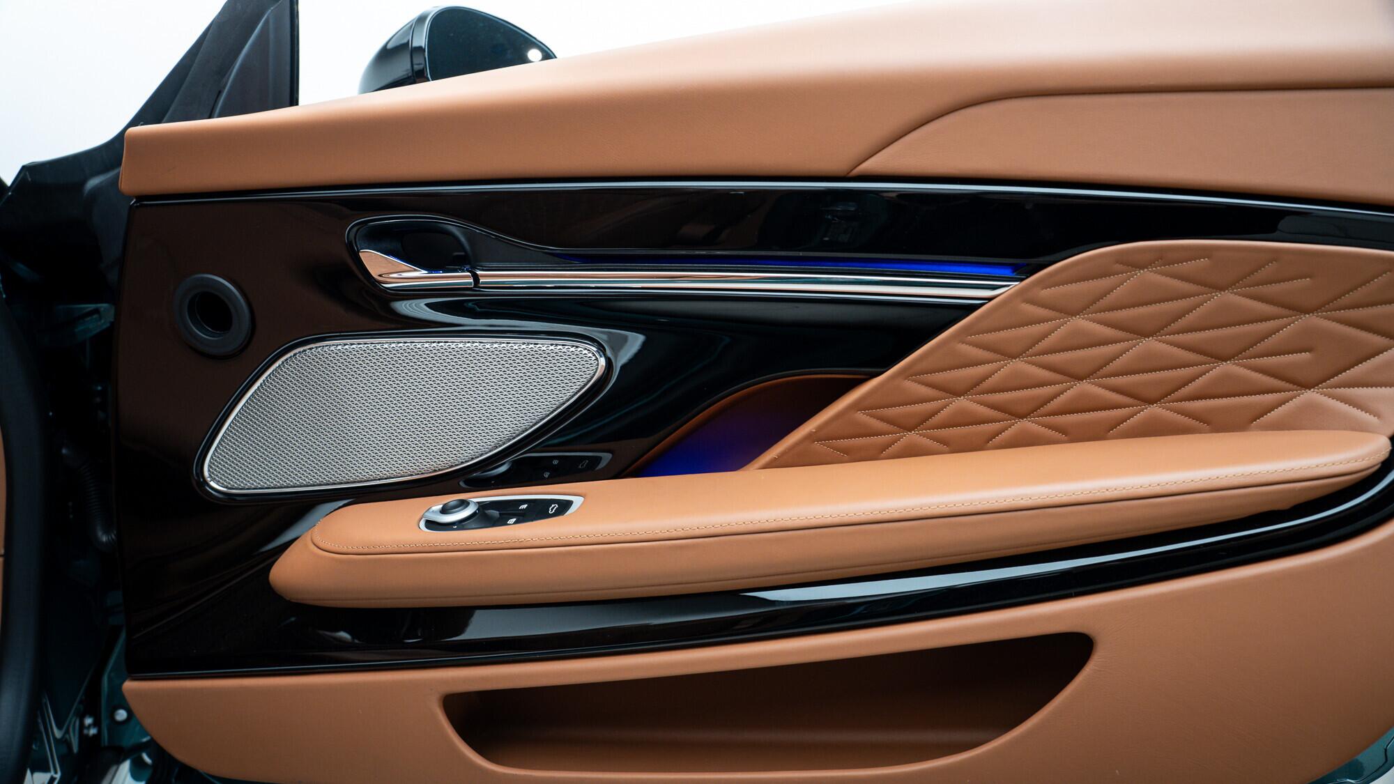 Aston Martin Volante view 28
