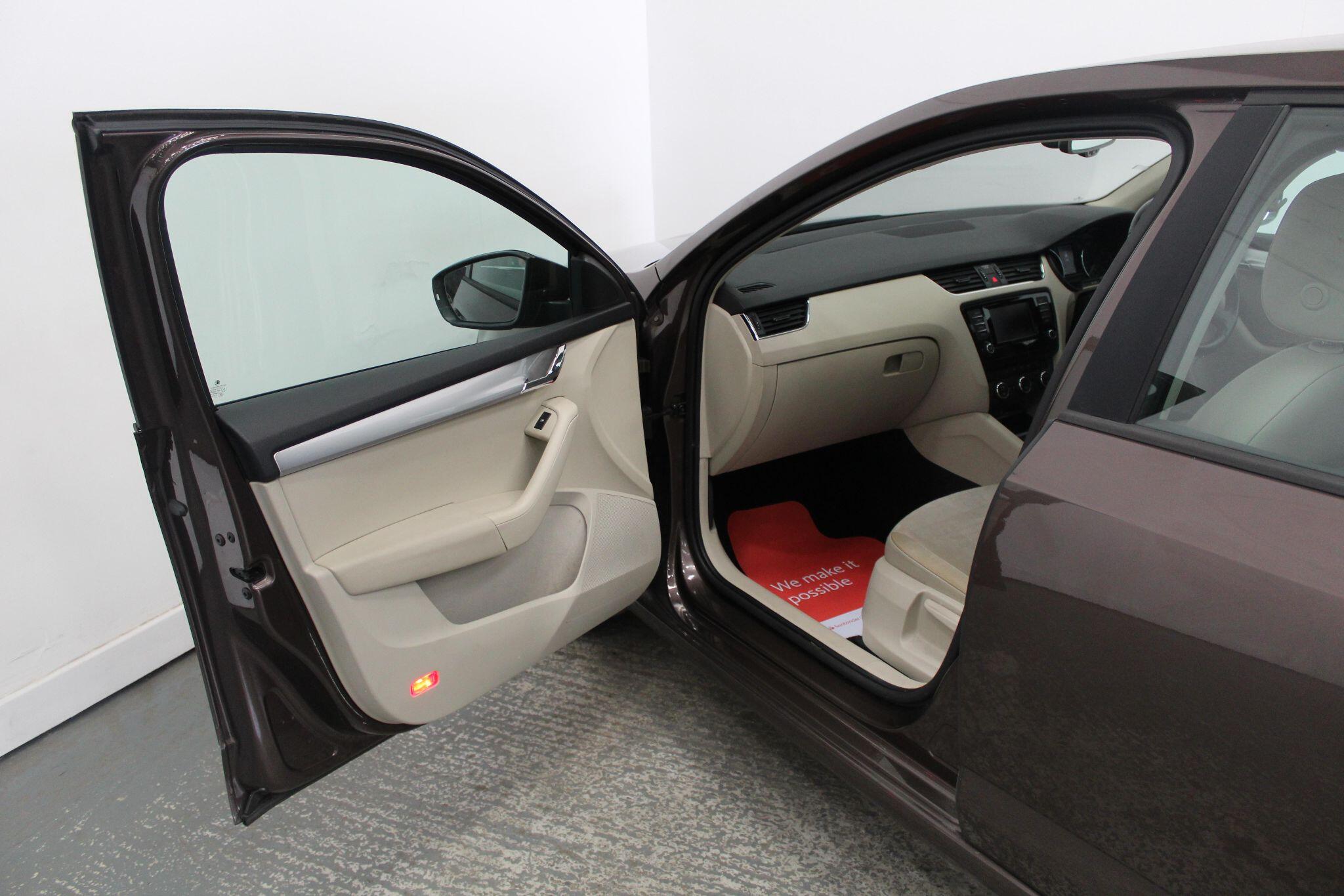 Skoda Octavia view 26