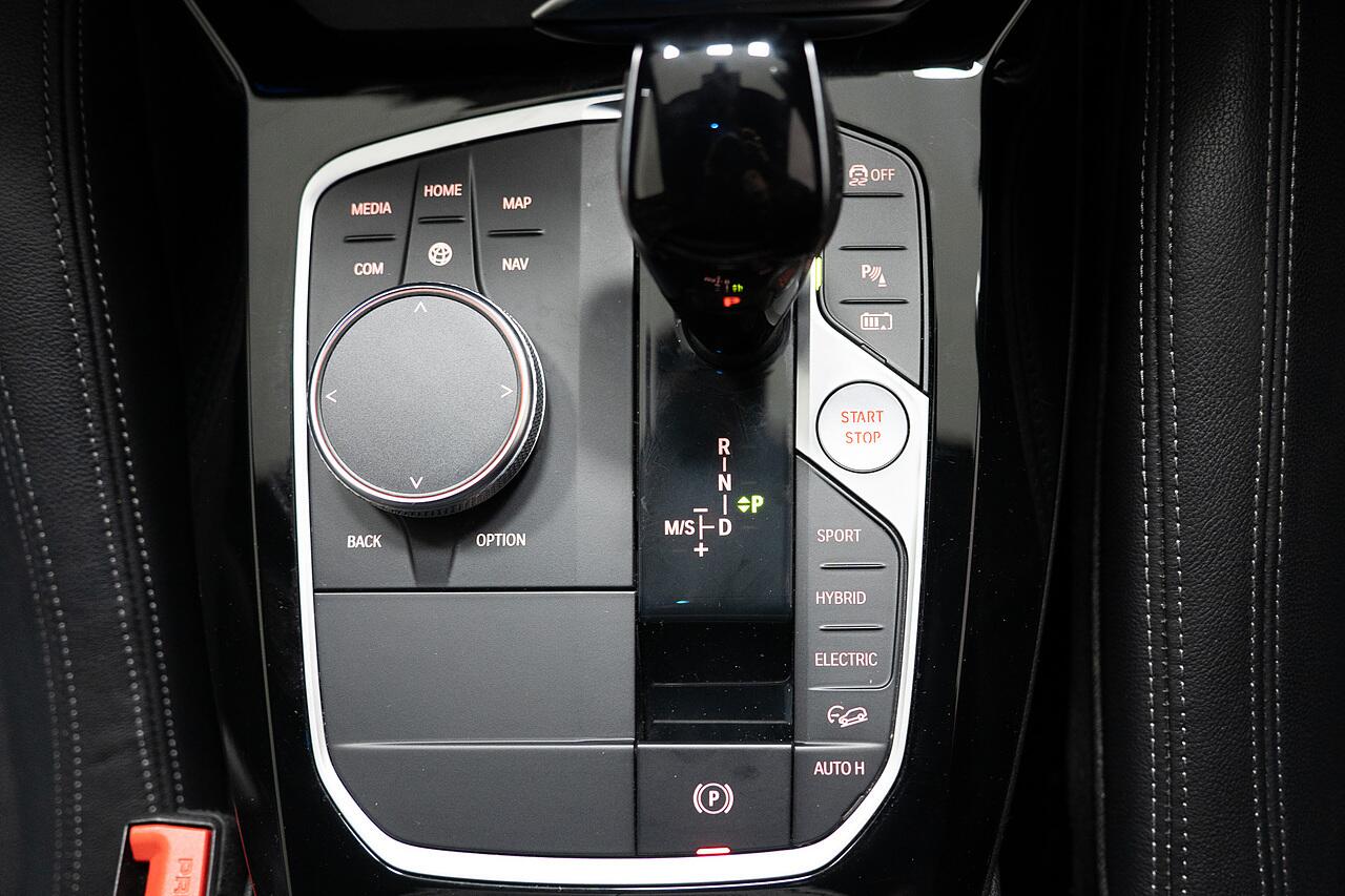 BMW X3 view 21