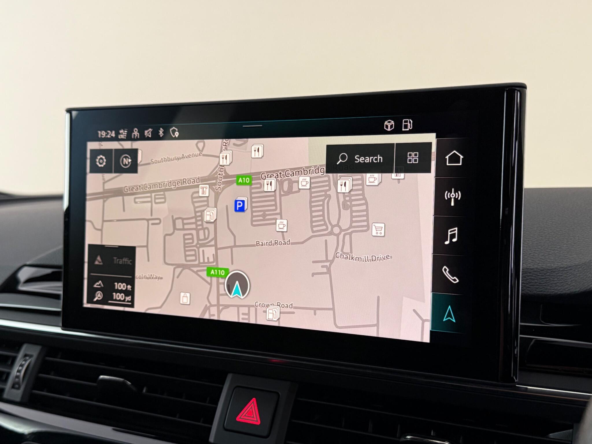 Audi A4 view 28