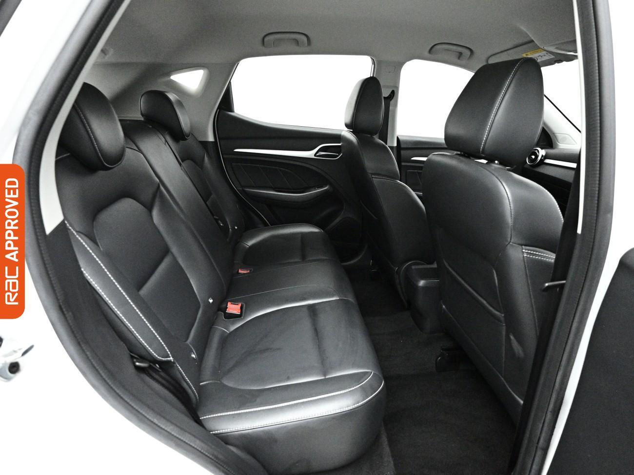 MG ZS view 13