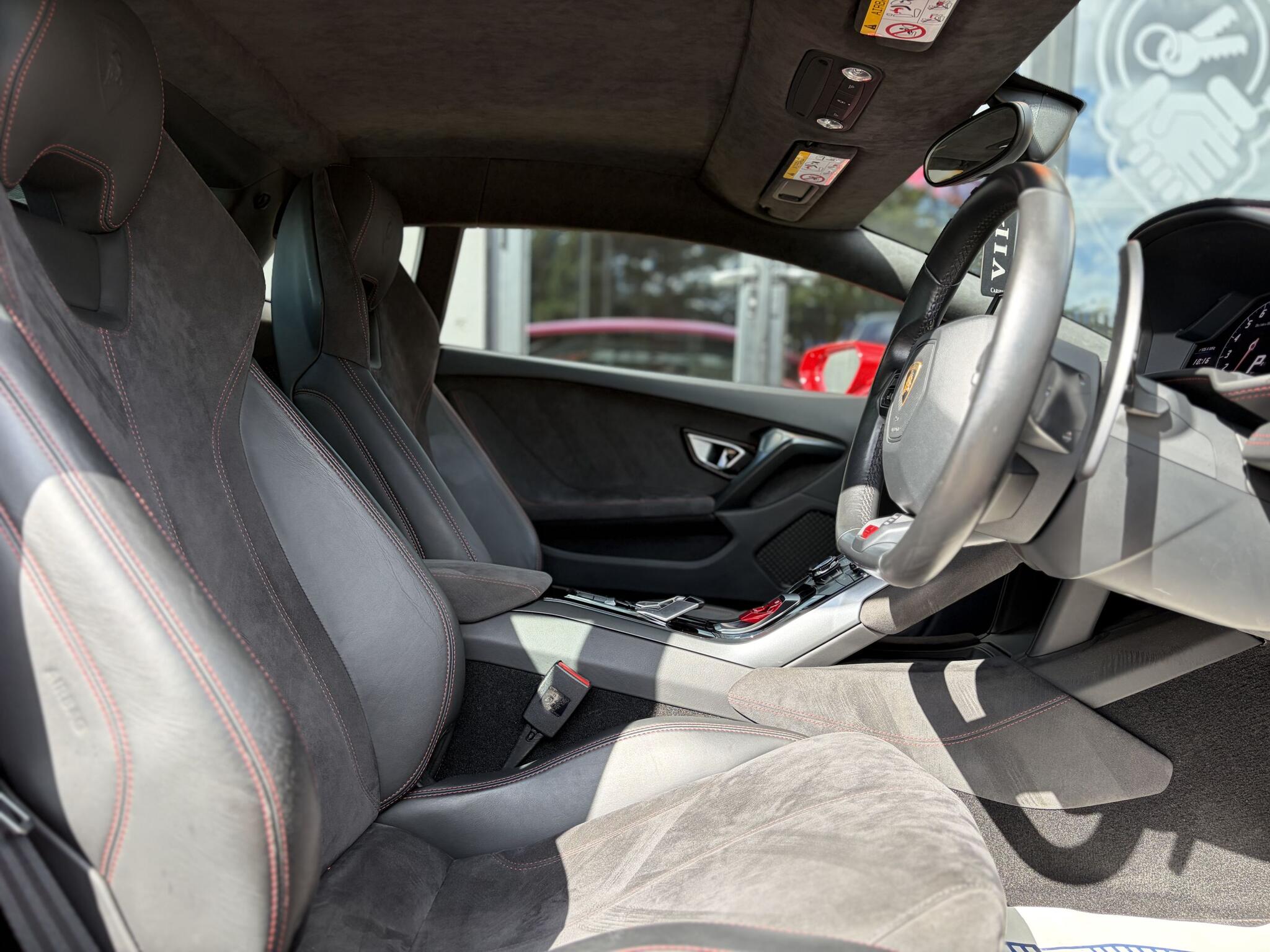 Lamborghini Huracan view 24