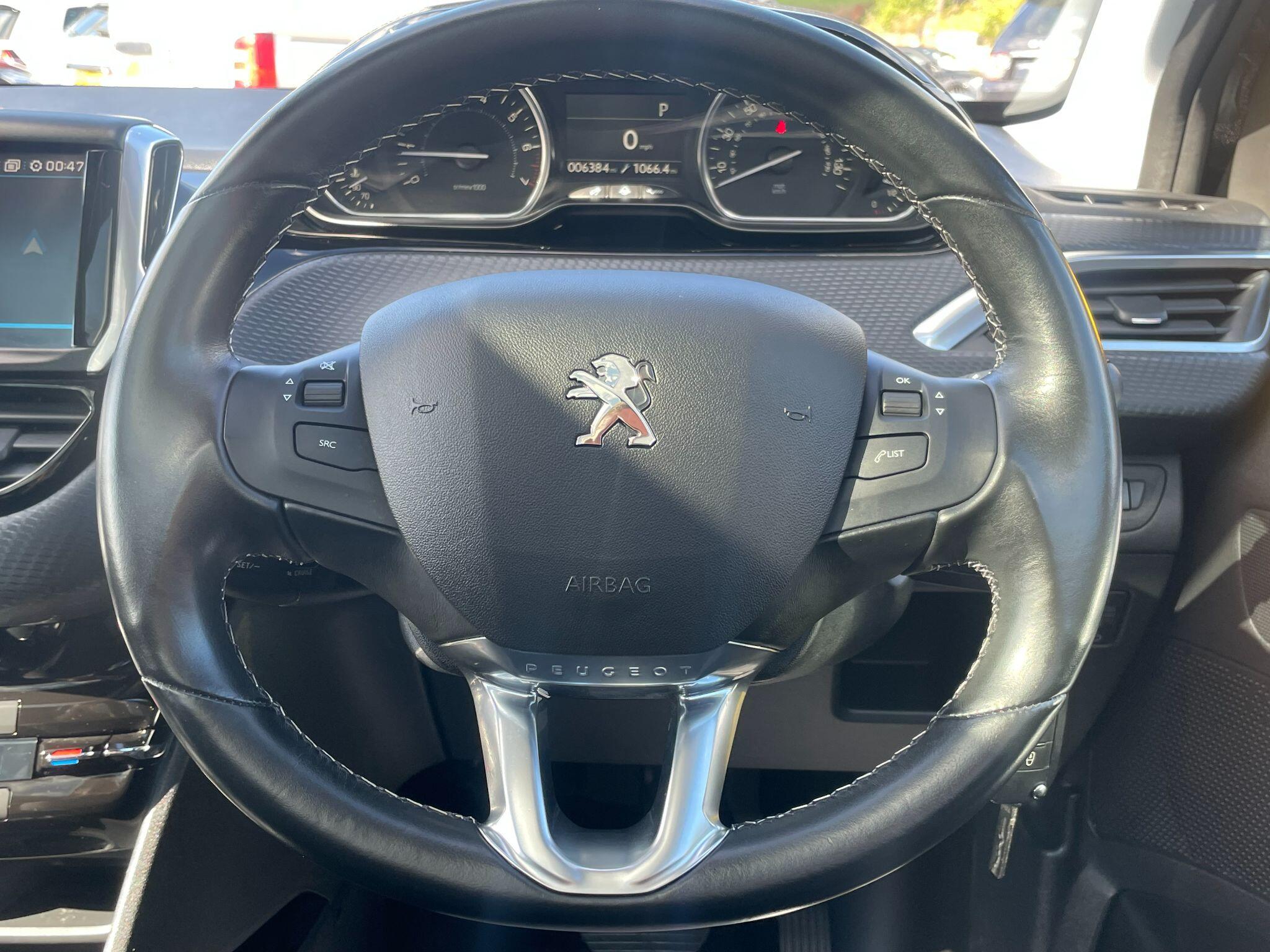 Peugeot 2008 view 30
