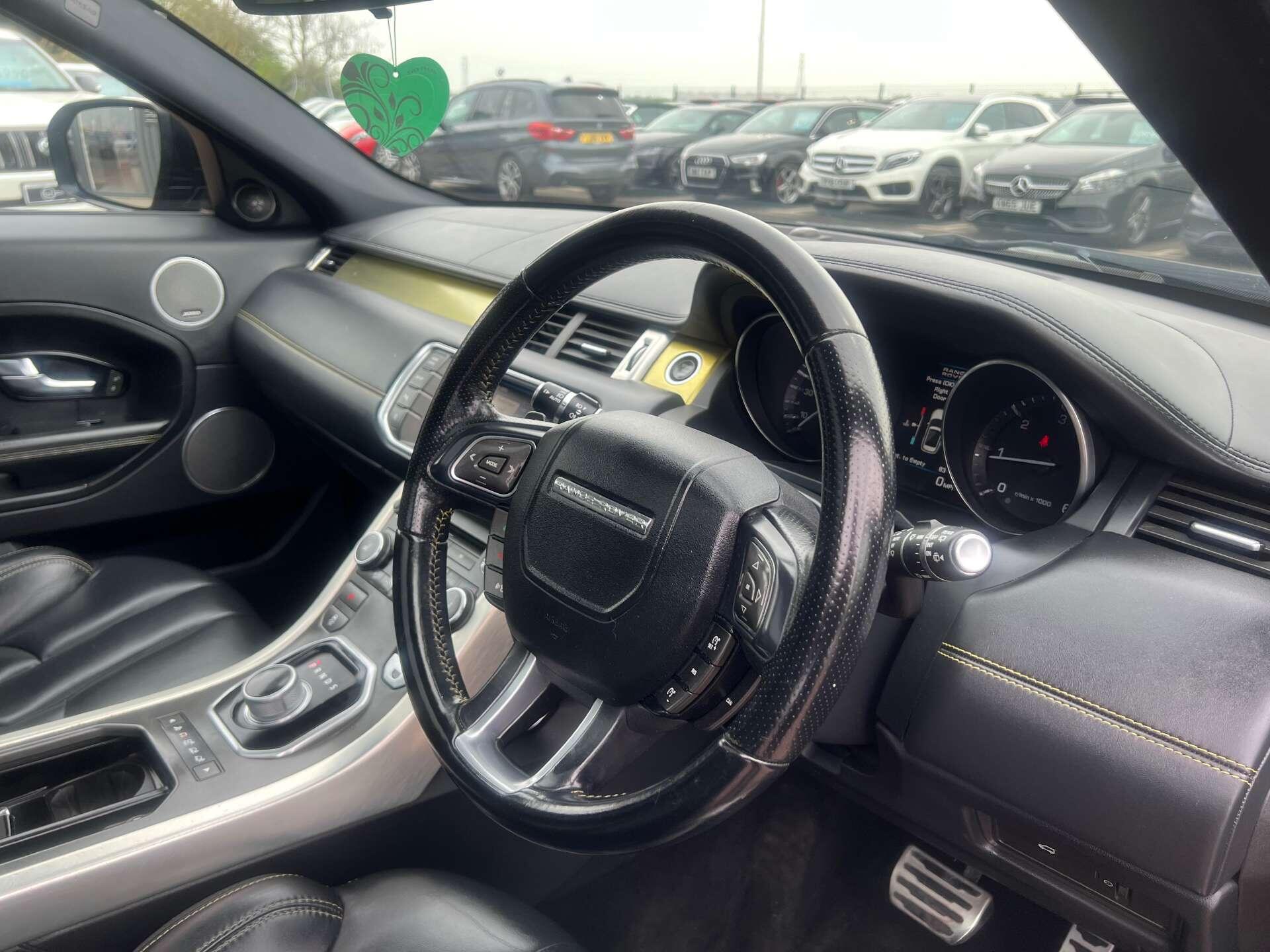 Land Rover Range Rover Evoque view 20