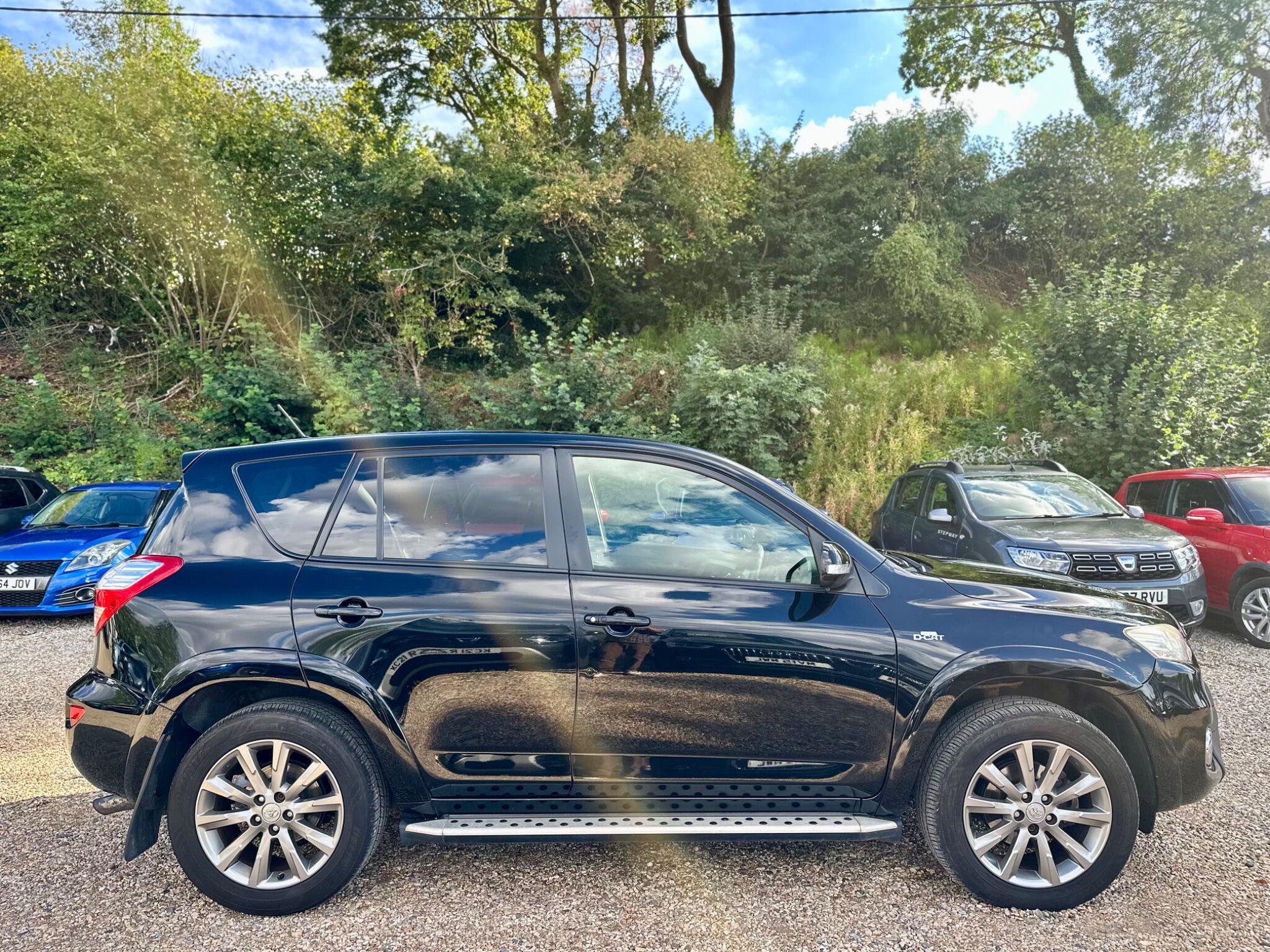 Toyota Rav4 view 7