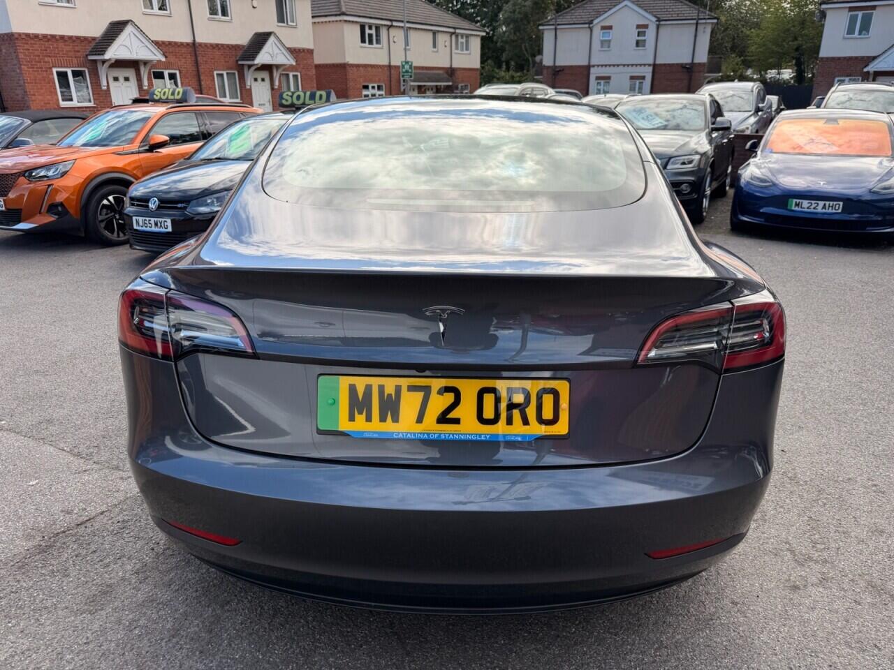 Tesla Model 3 view 5