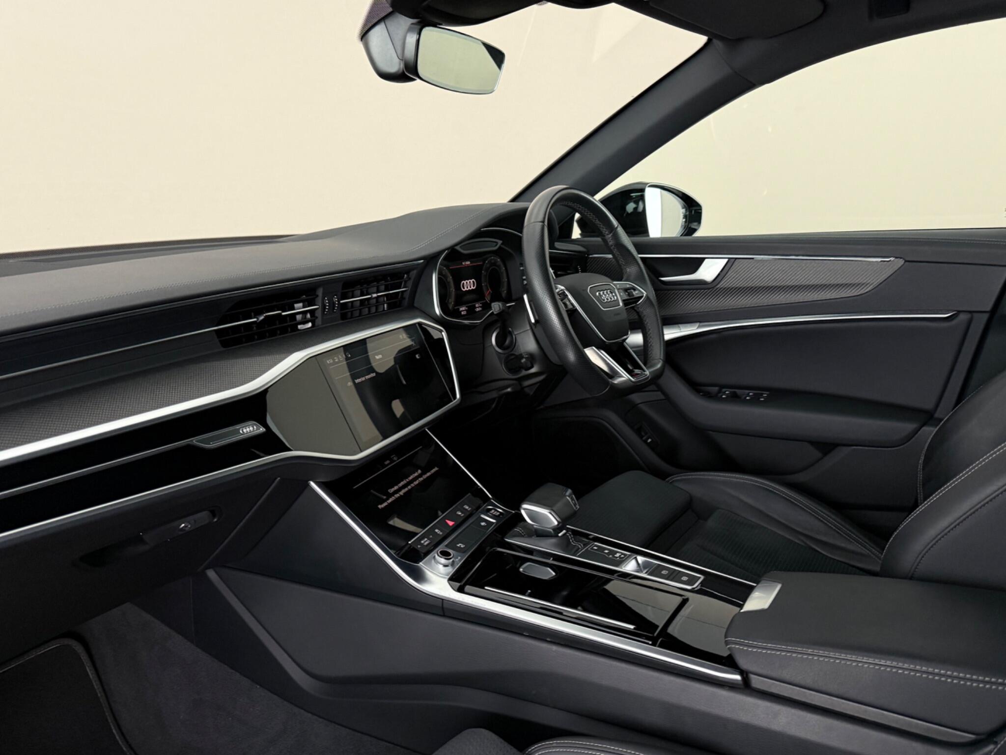Audi A6 view 4