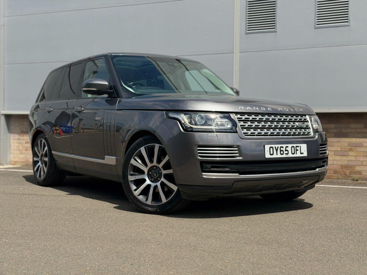 Land Rover Range Rover view 12