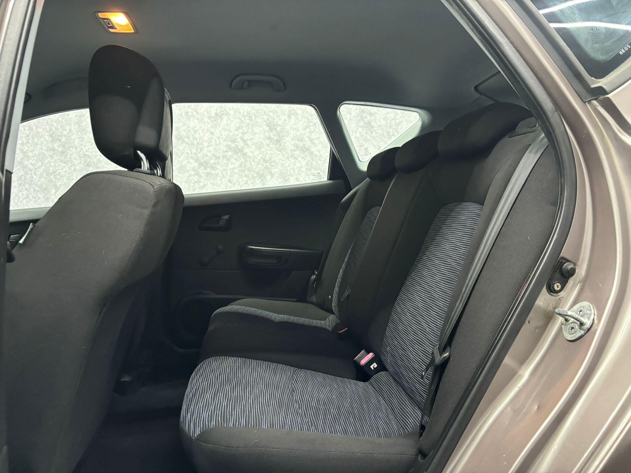 Kia Ceed view 9