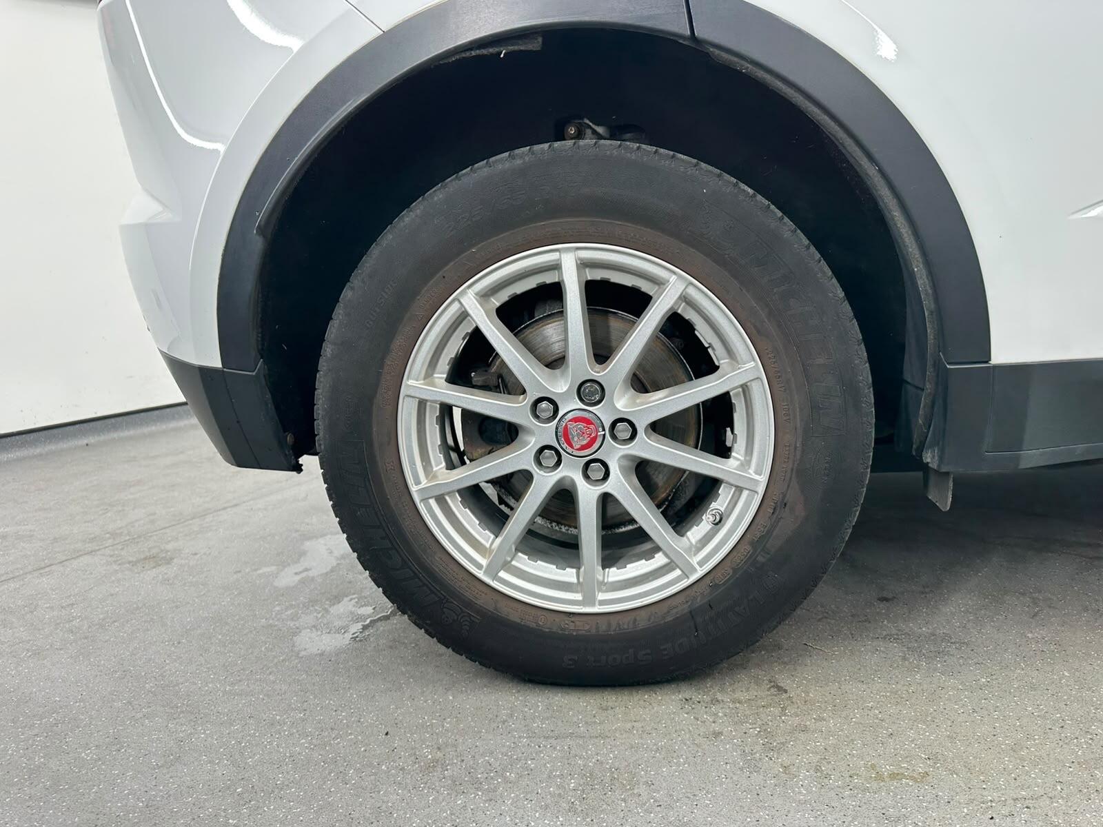 Jaguar E-Pace view 24