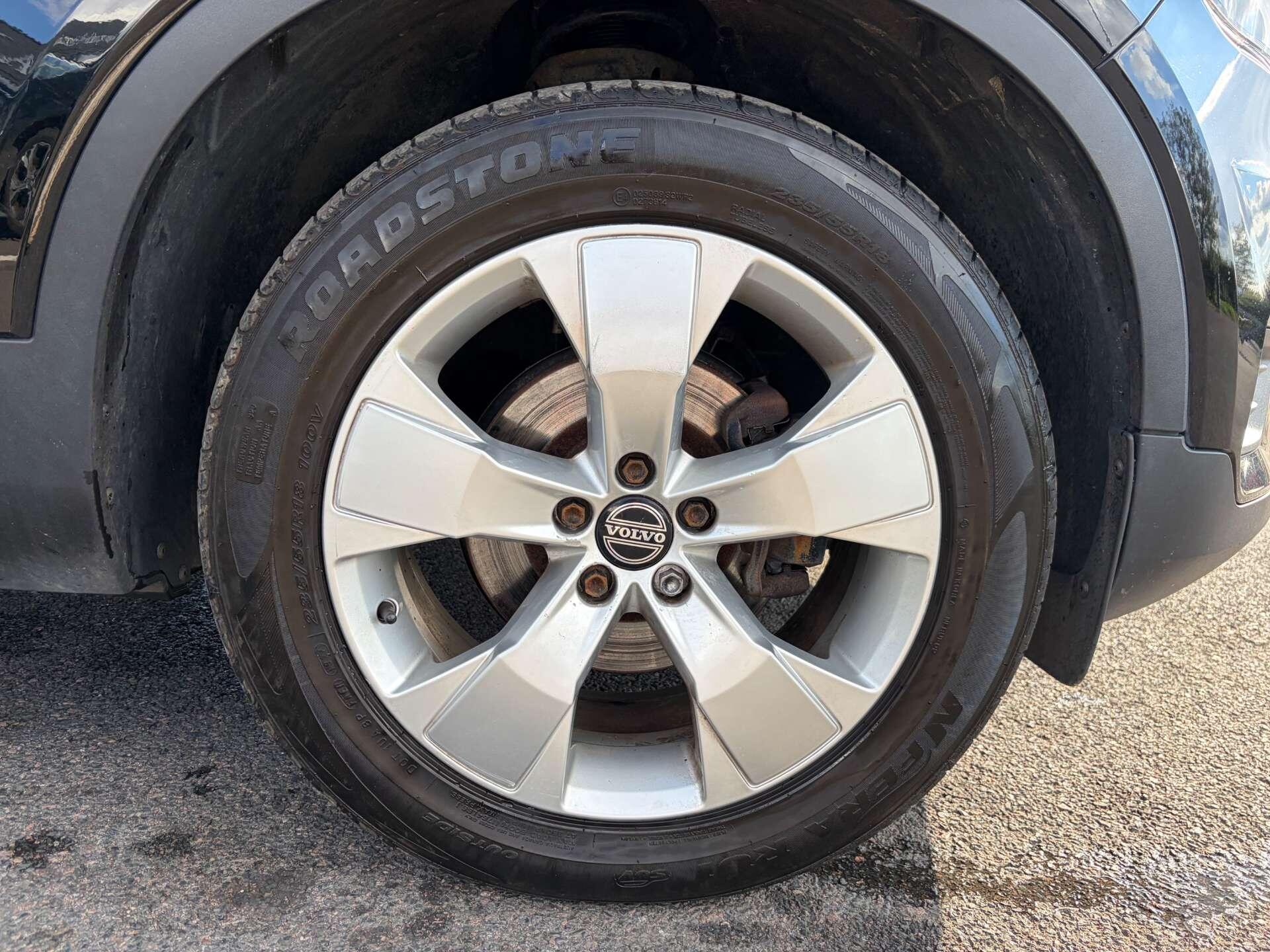 Volvo XC40 view 13