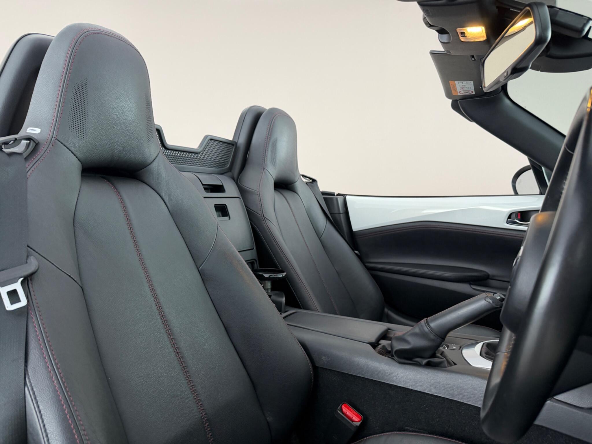 Mazda MX-5 view 33