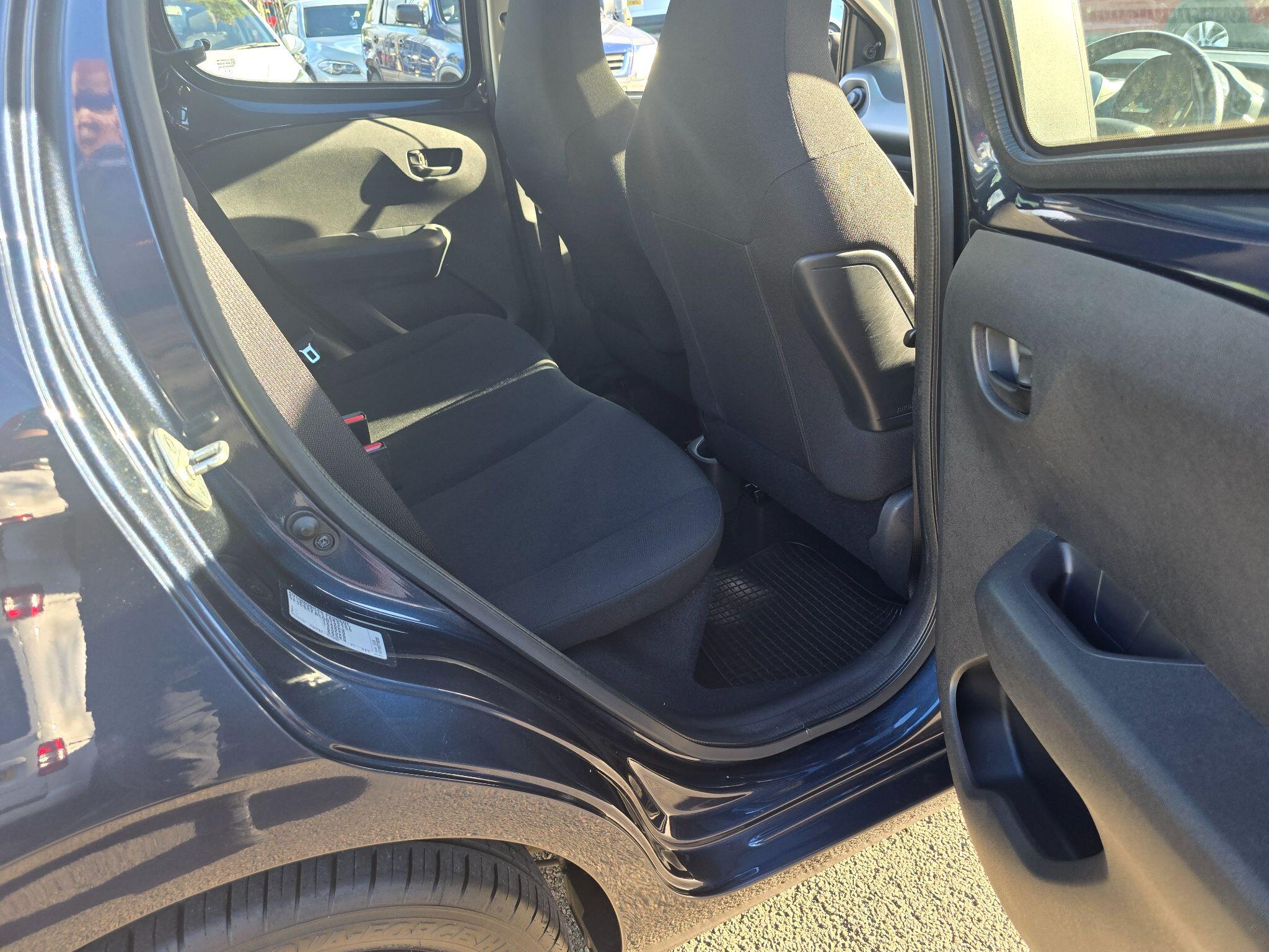 Peugeot 108 view 49
