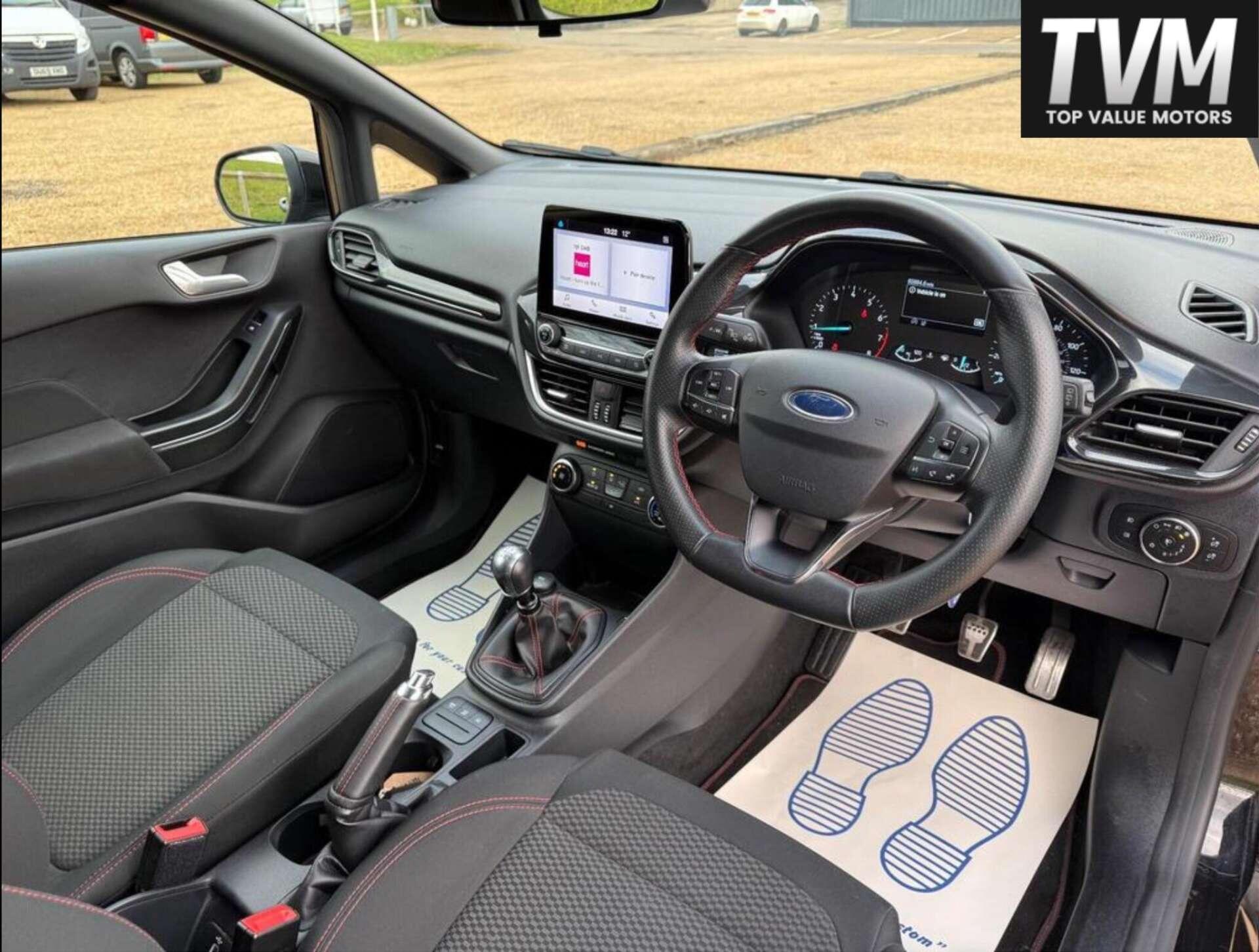 Ford Fiesta view 11