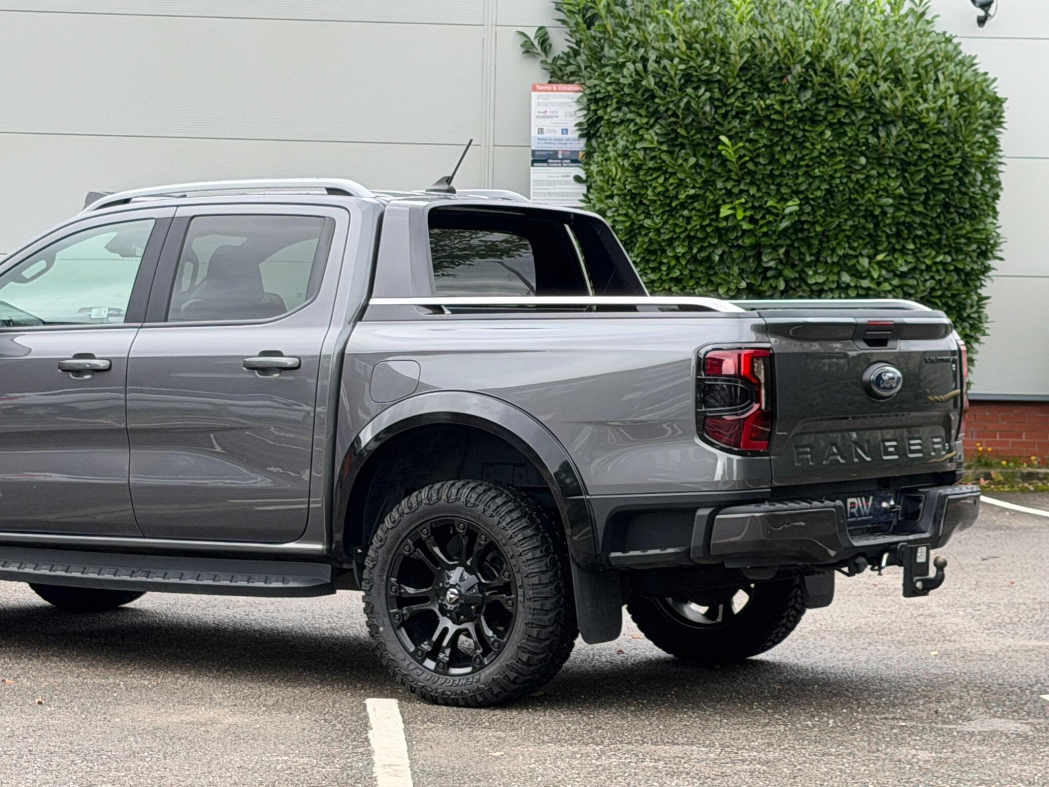 Ford Ranger view 45