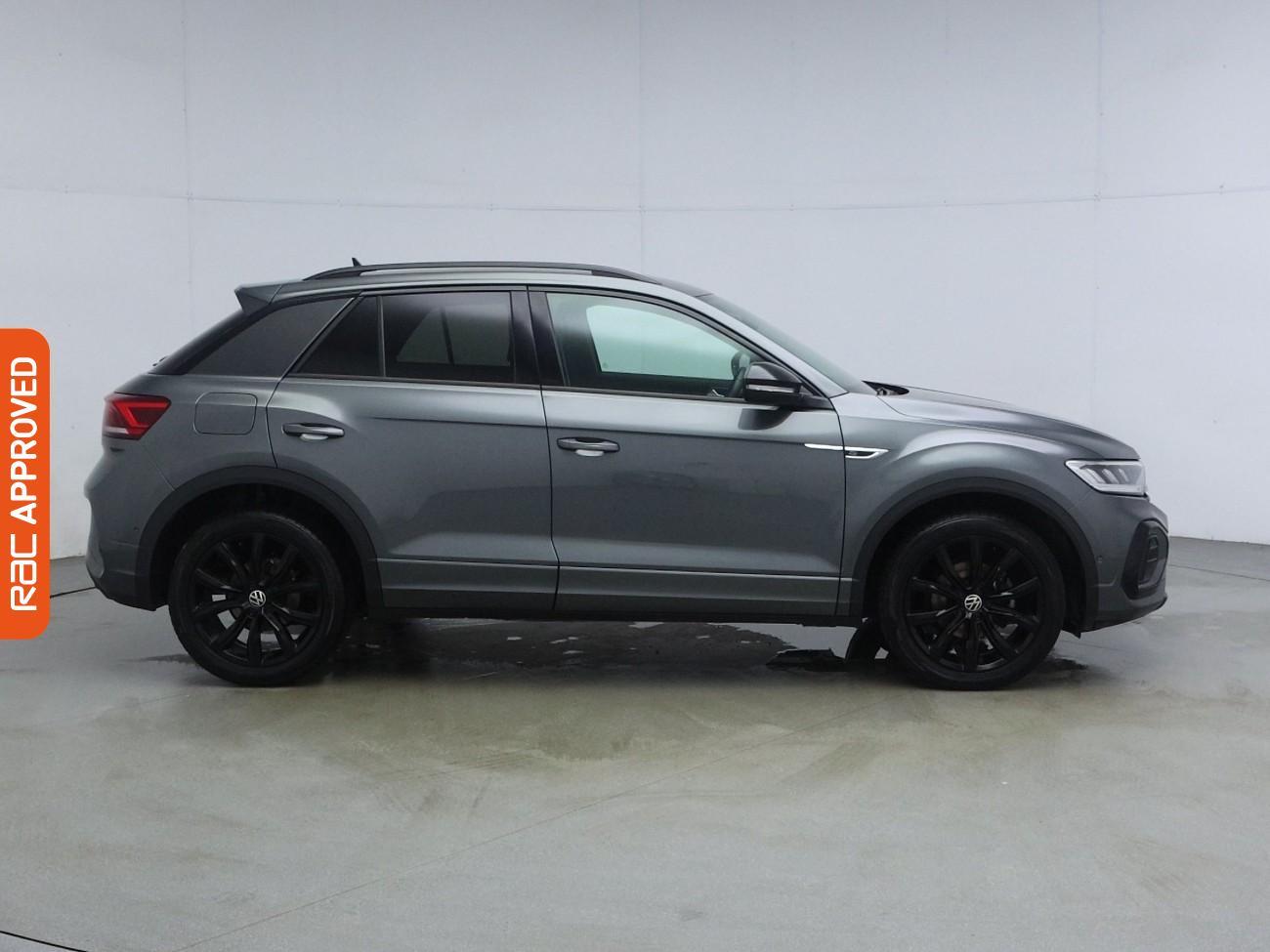 Volkswagen T-Roc view 6