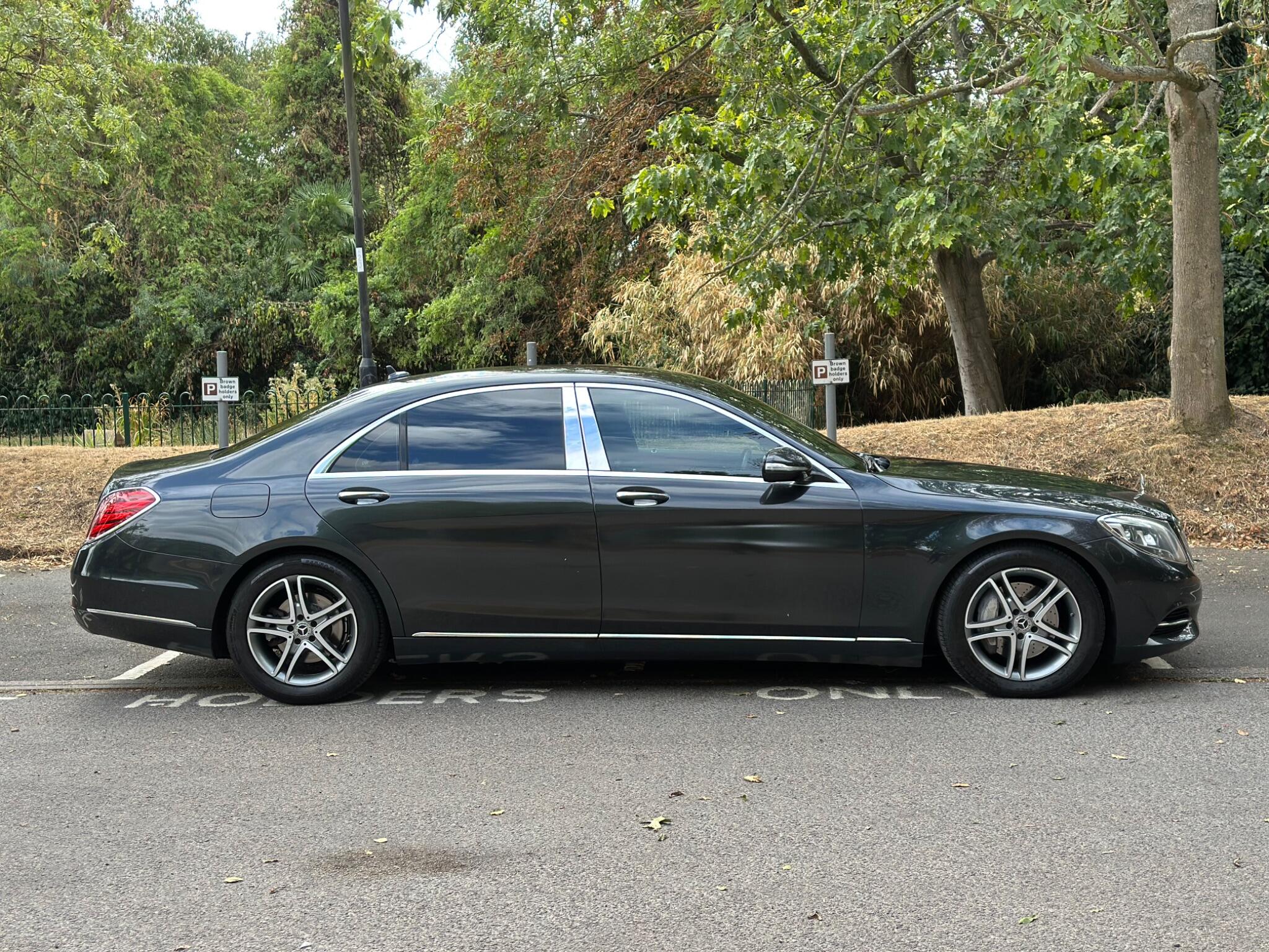 Mercedes-Benz S-Class view 2