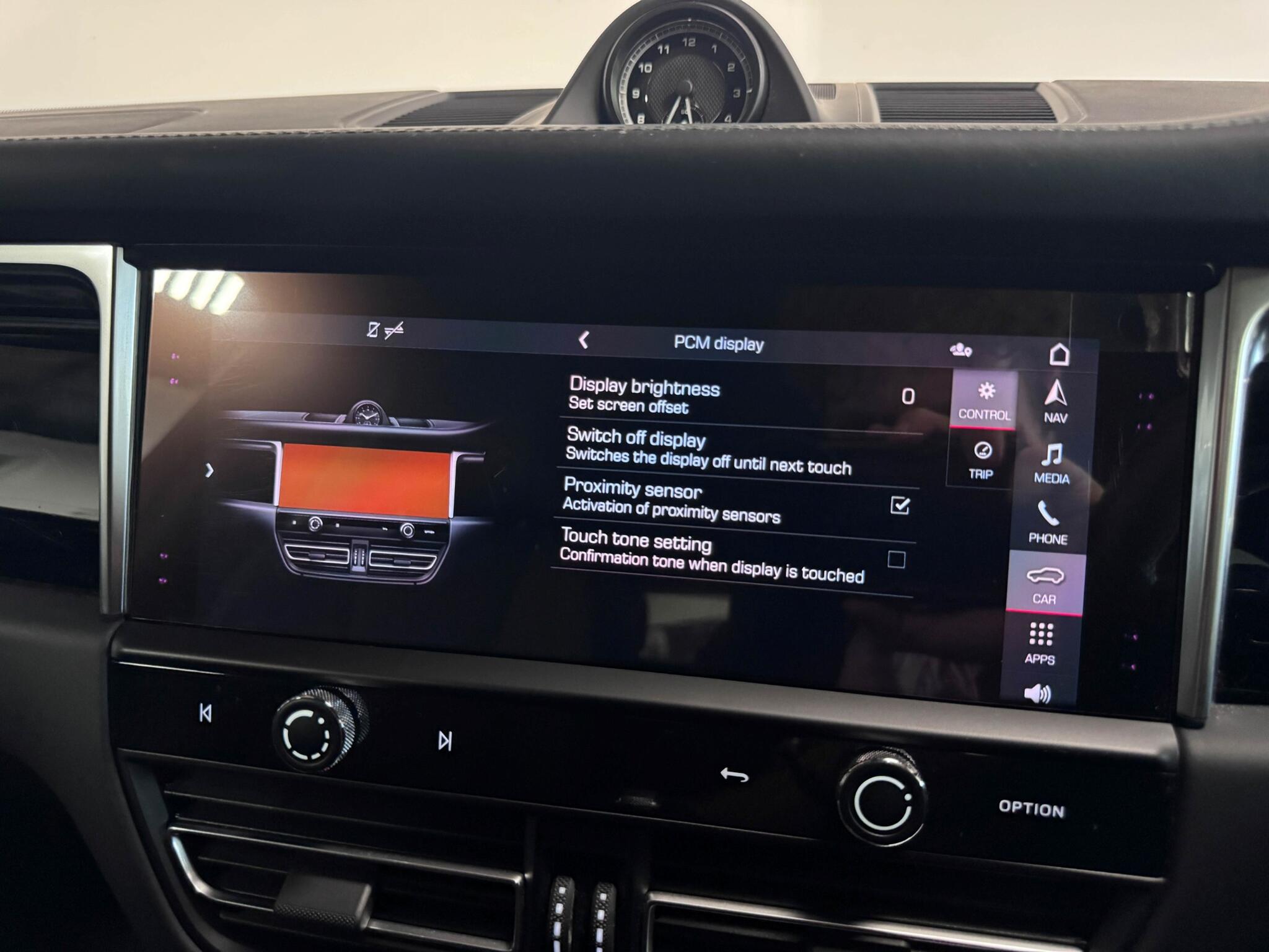Porsche Macan view 51