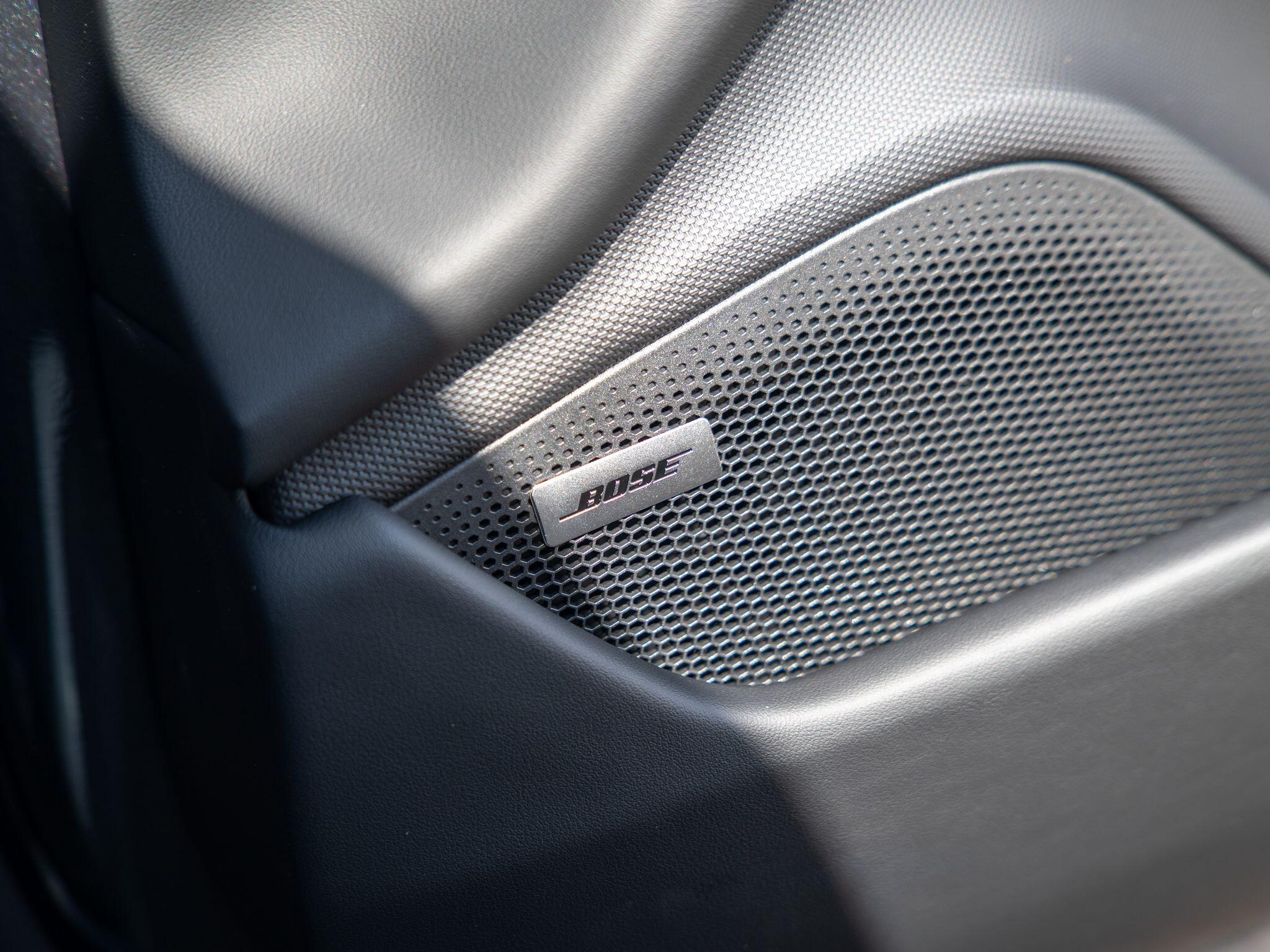 Porsche Taycan view 29