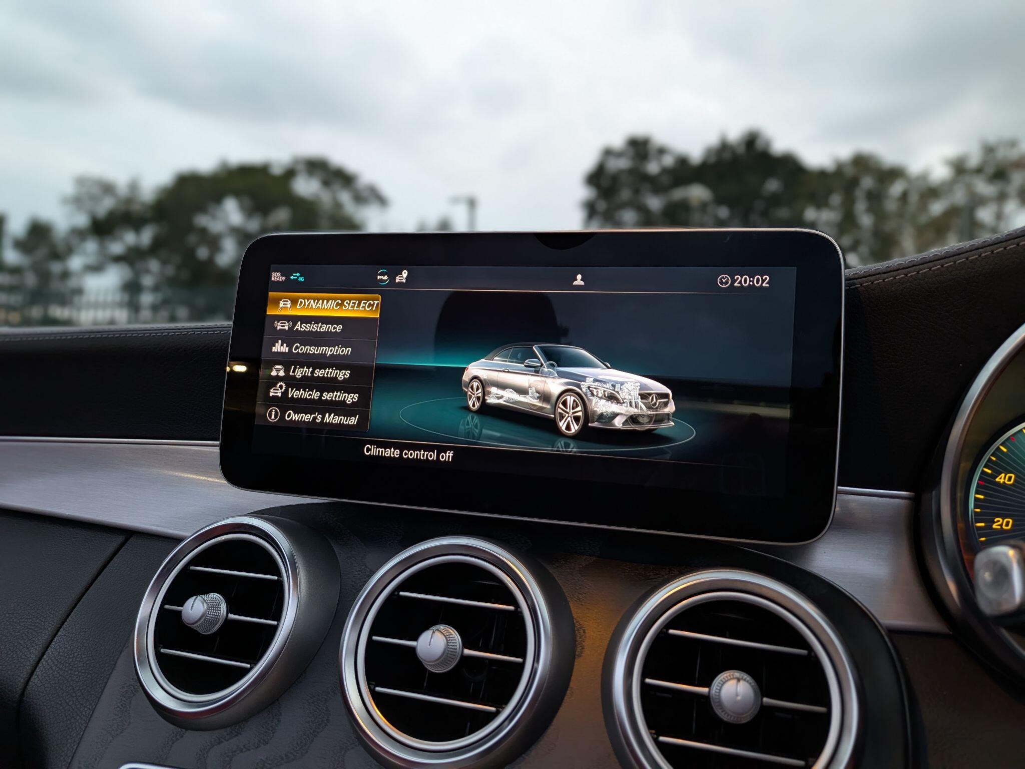 Mercedes-Benz C Class view 59