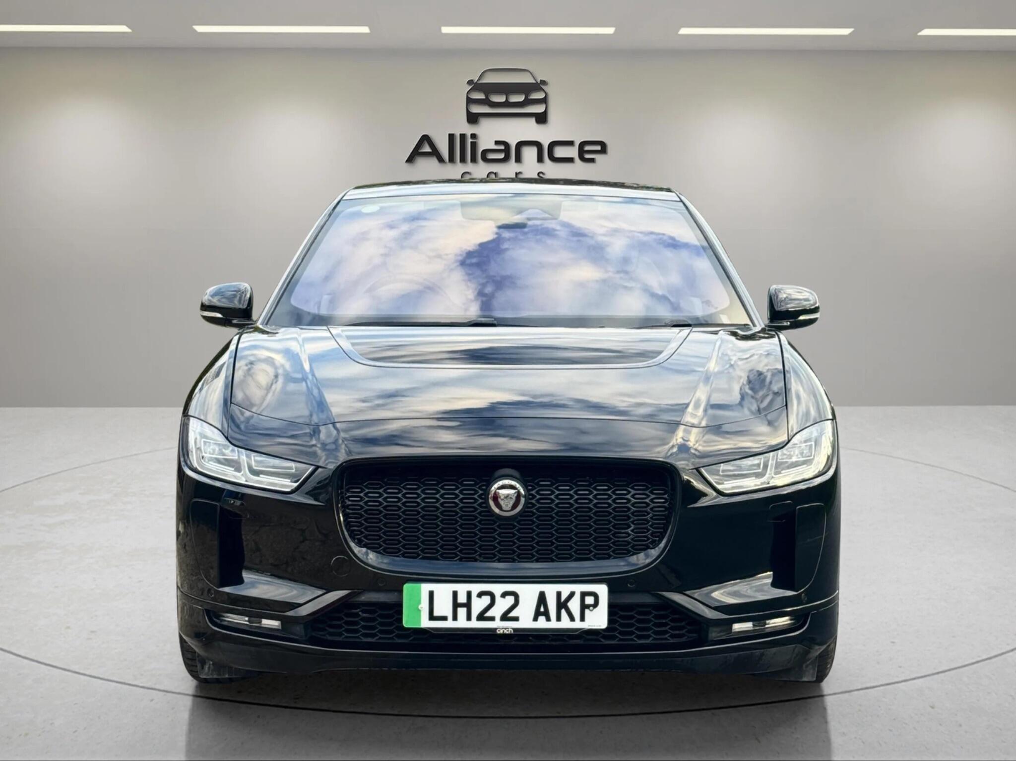 Jaguar I-Pace view 10