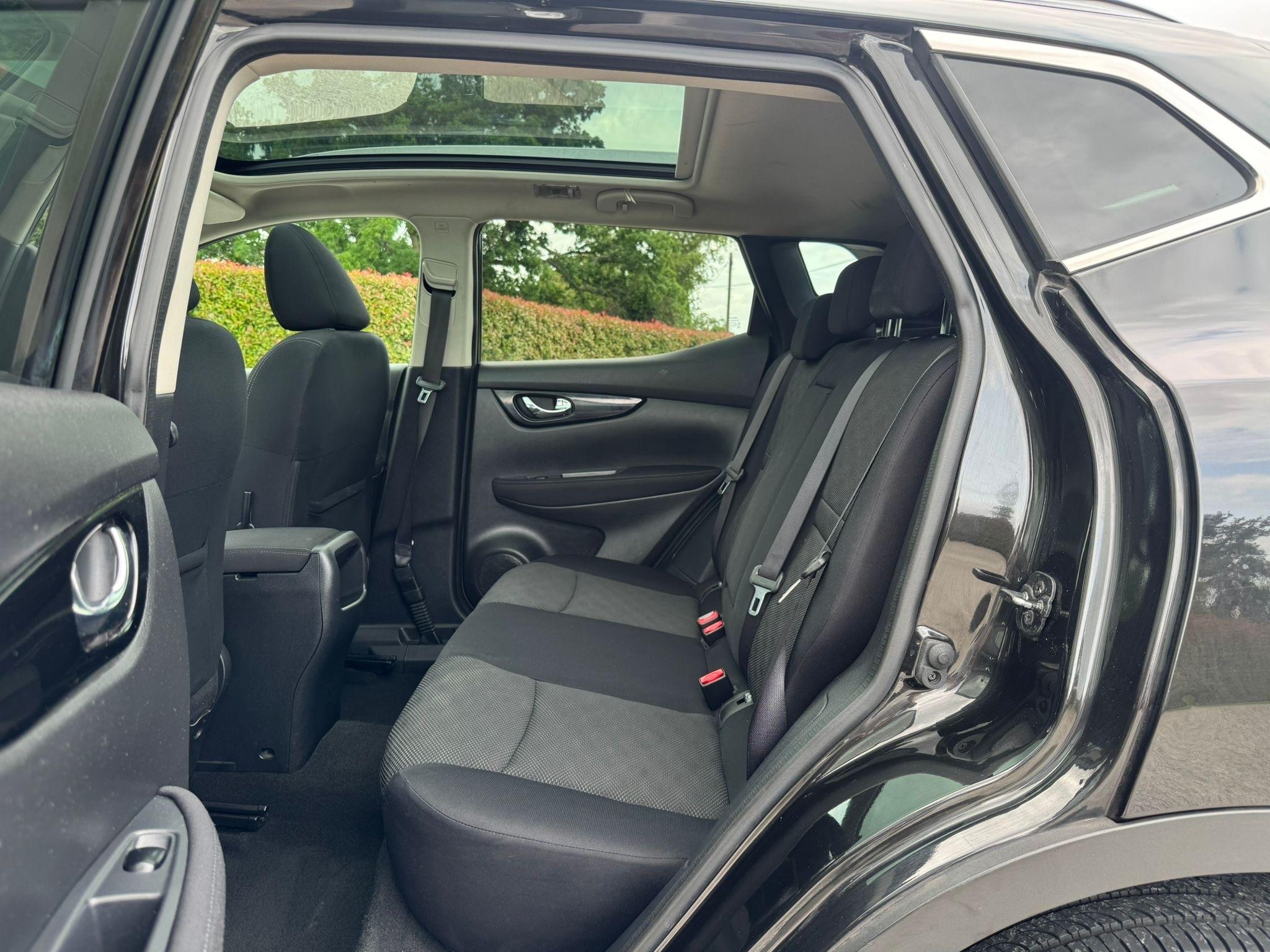 2015 Nissan Qashqai image 26