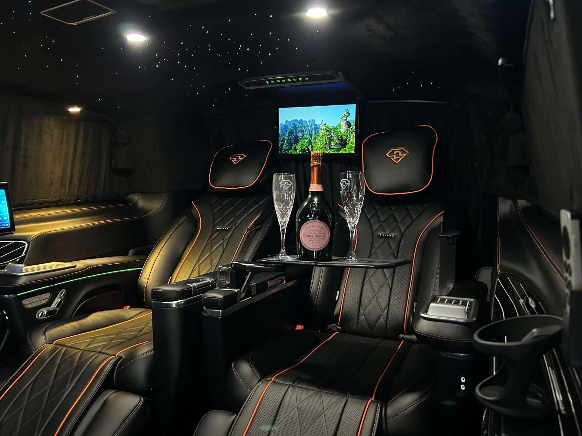 Mercedes-Benz V Class view 11