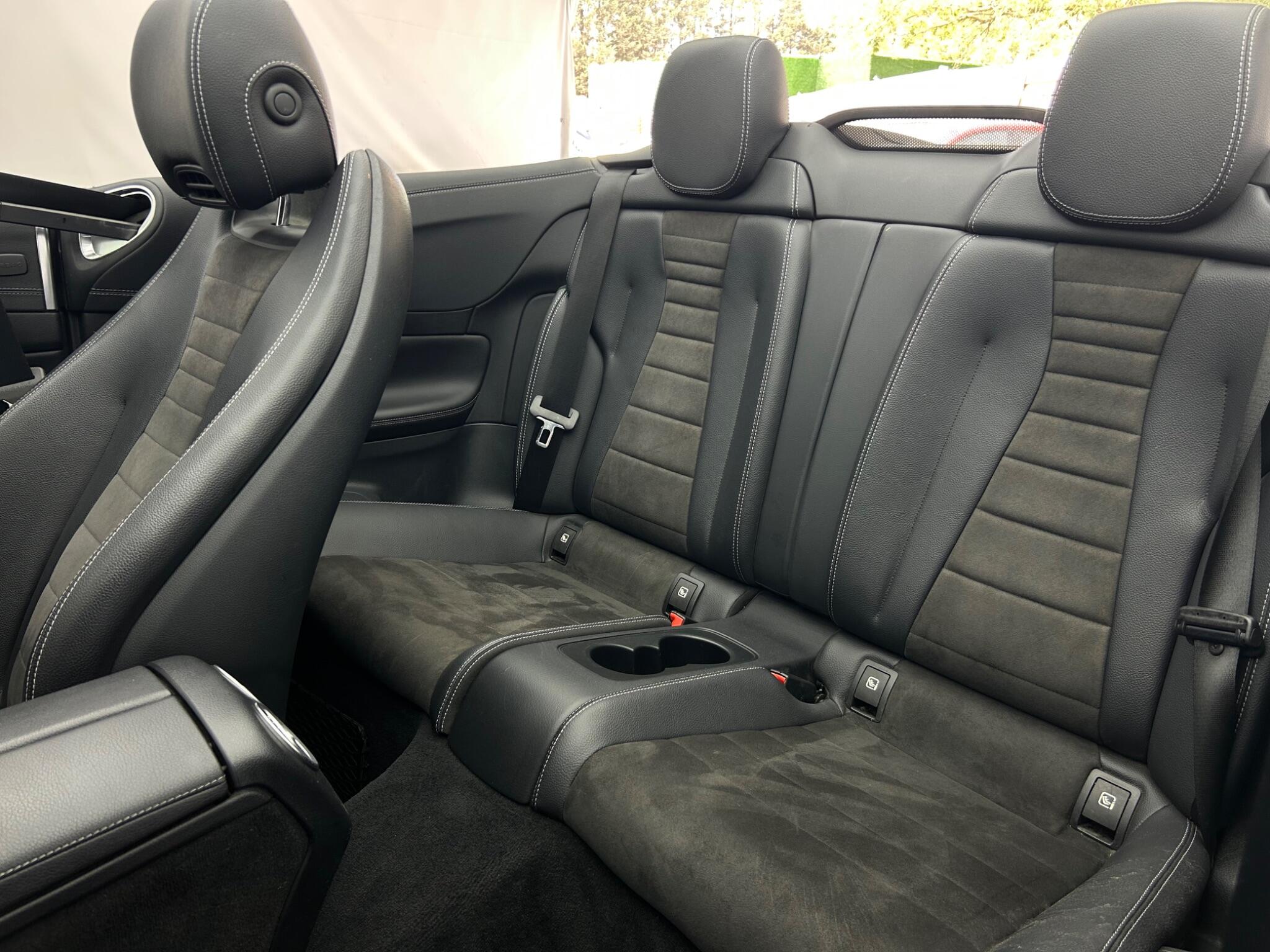 Mercedes-Benz E Class view 25