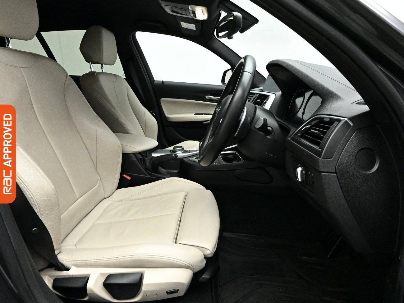 BMW 1 Series view 12