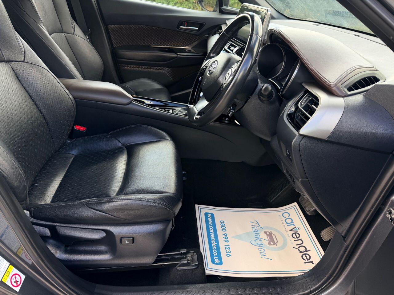 Toyota C-HR view 19