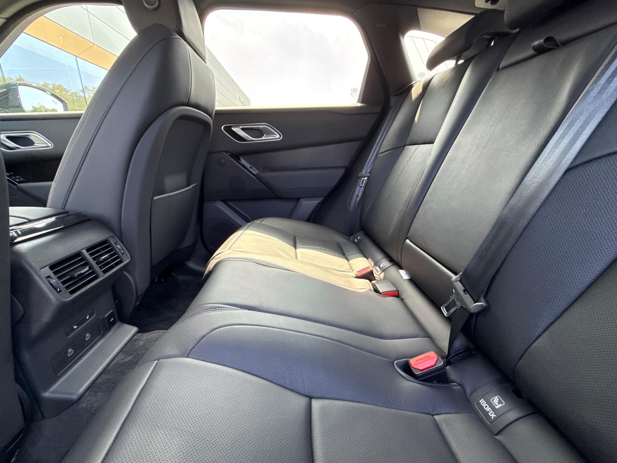 Land Rover Range Rover Velar view 27
