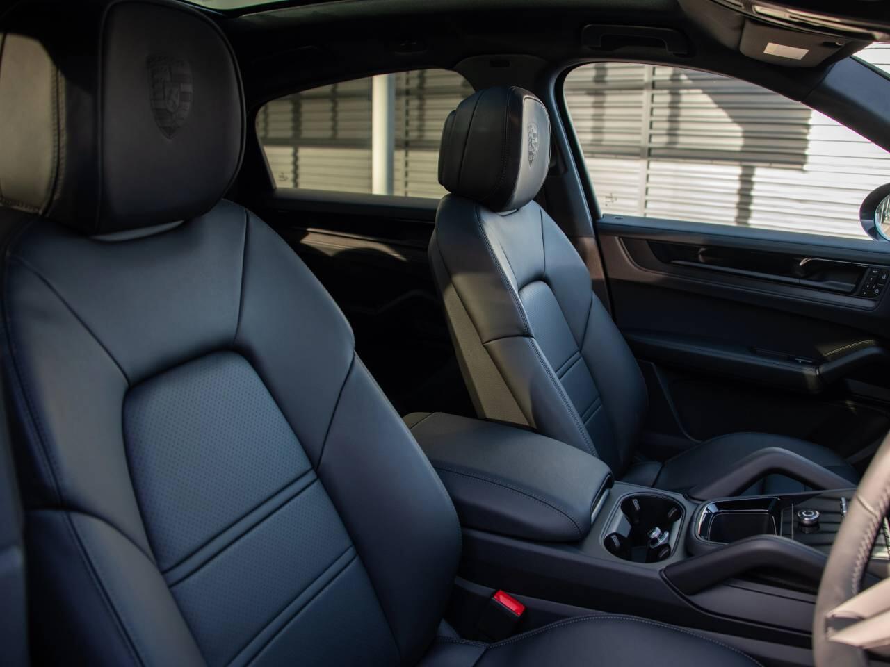 Porsche Cayenne view 5