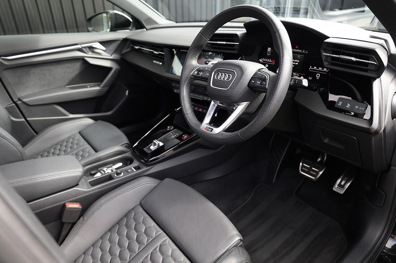 Audi RS3 view 8