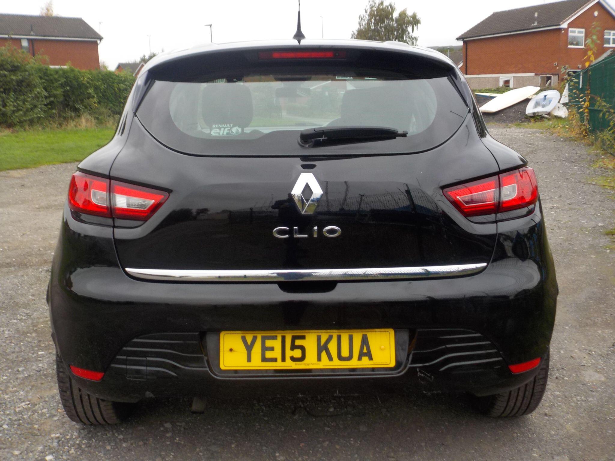Renault Clio 1.2 16V Dynamique MediaNav Euro 5 5dr