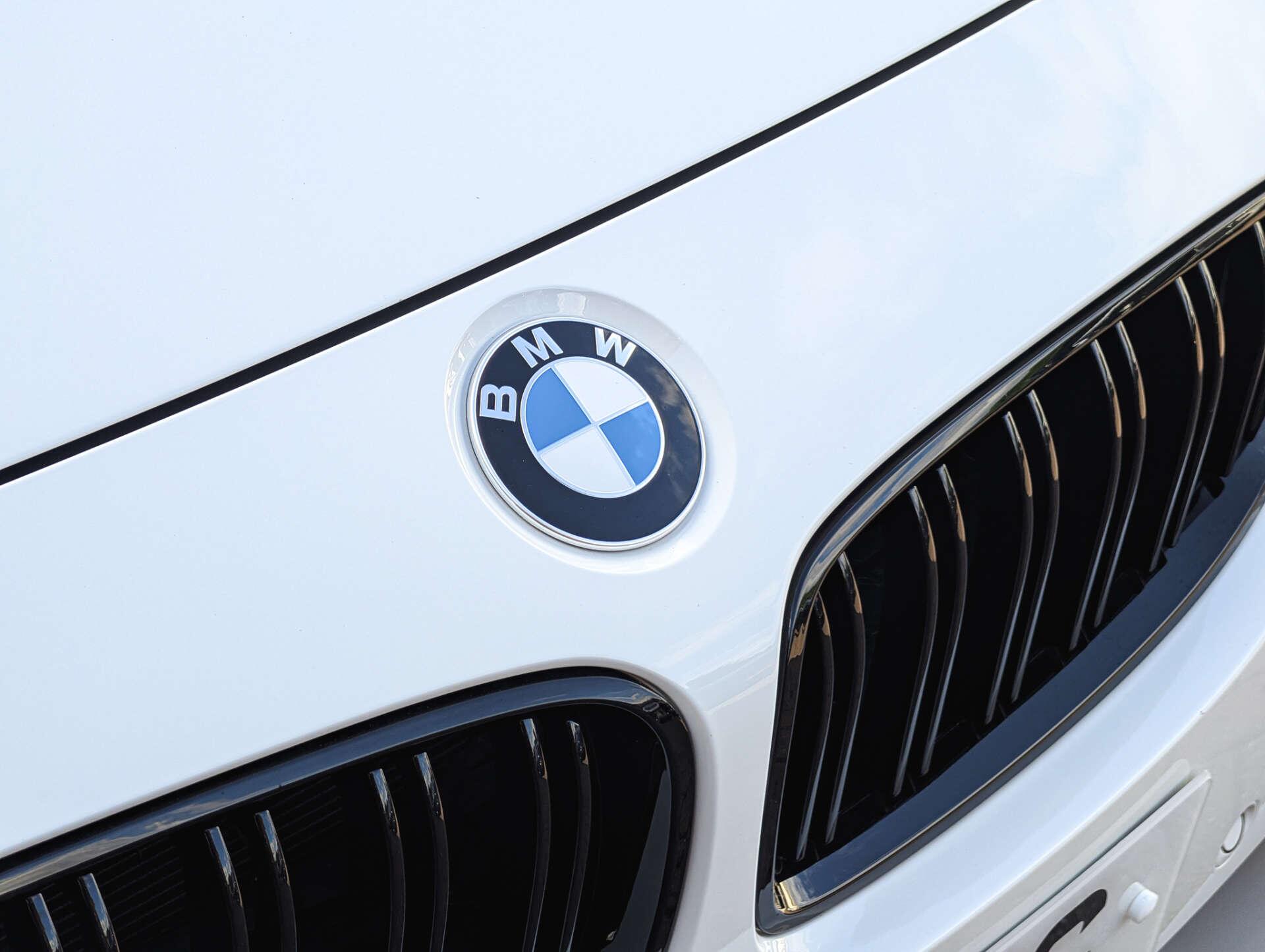 BMW 4 Series view 18