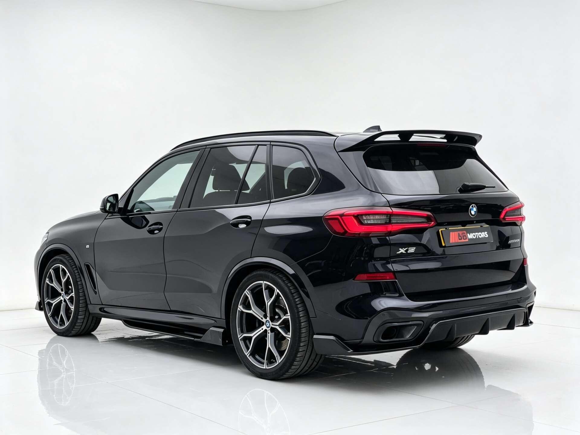 BMW X5 view 6