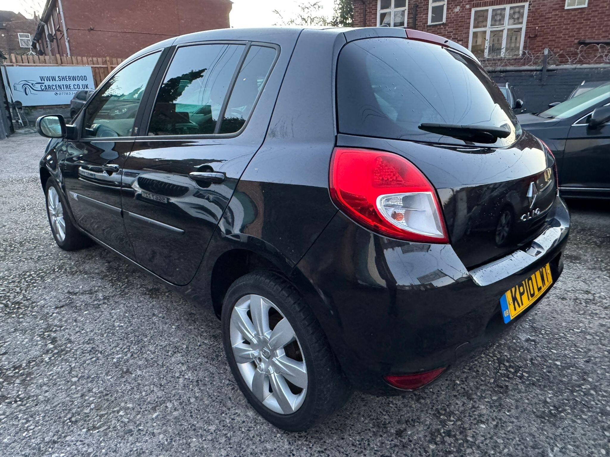 2010 Renault Clio image 4