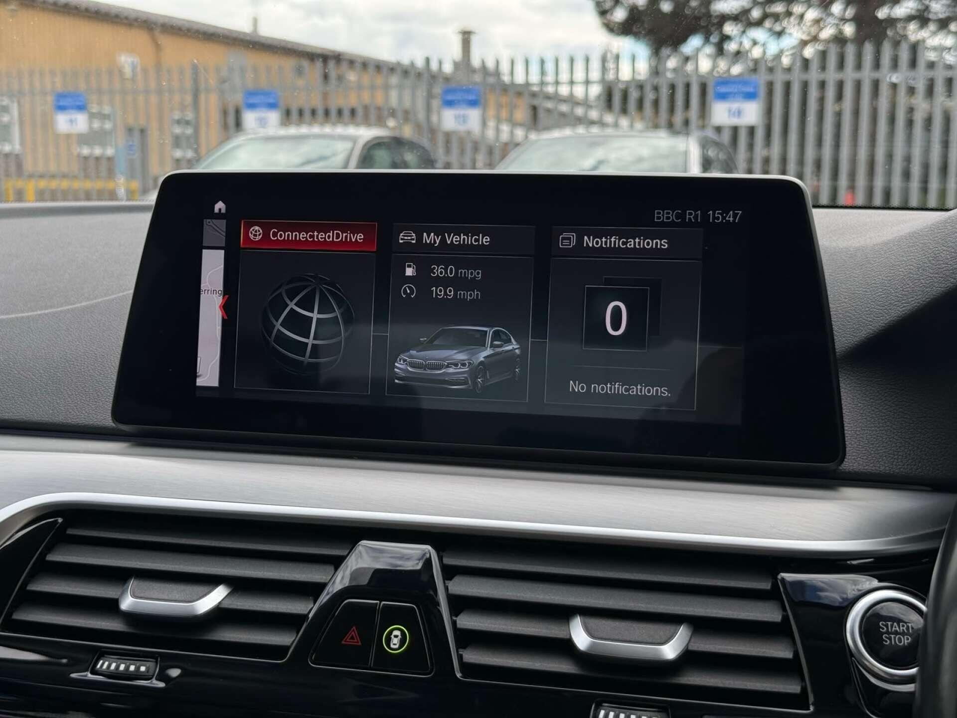 BMW 5 Series view 61