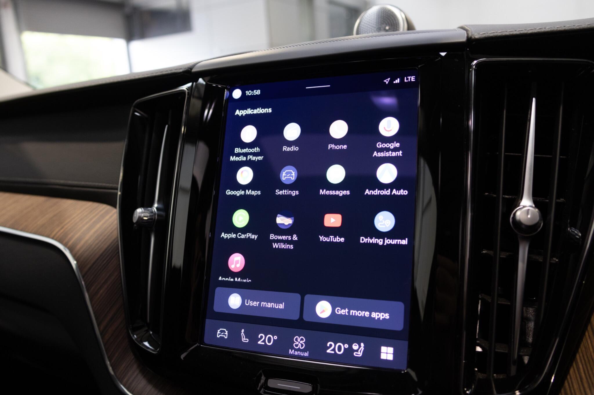 Volvo XC60 view 21