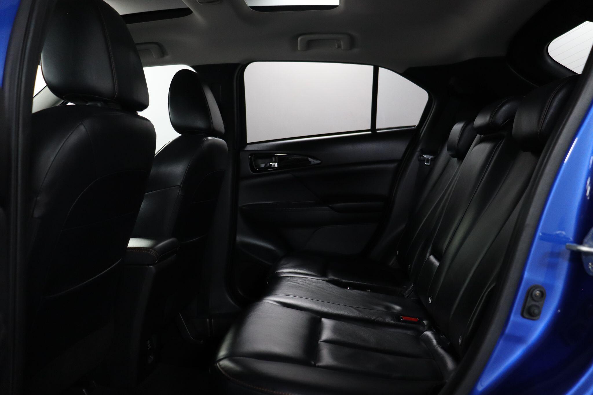 Mitsubishi Eclipse Cross view 40