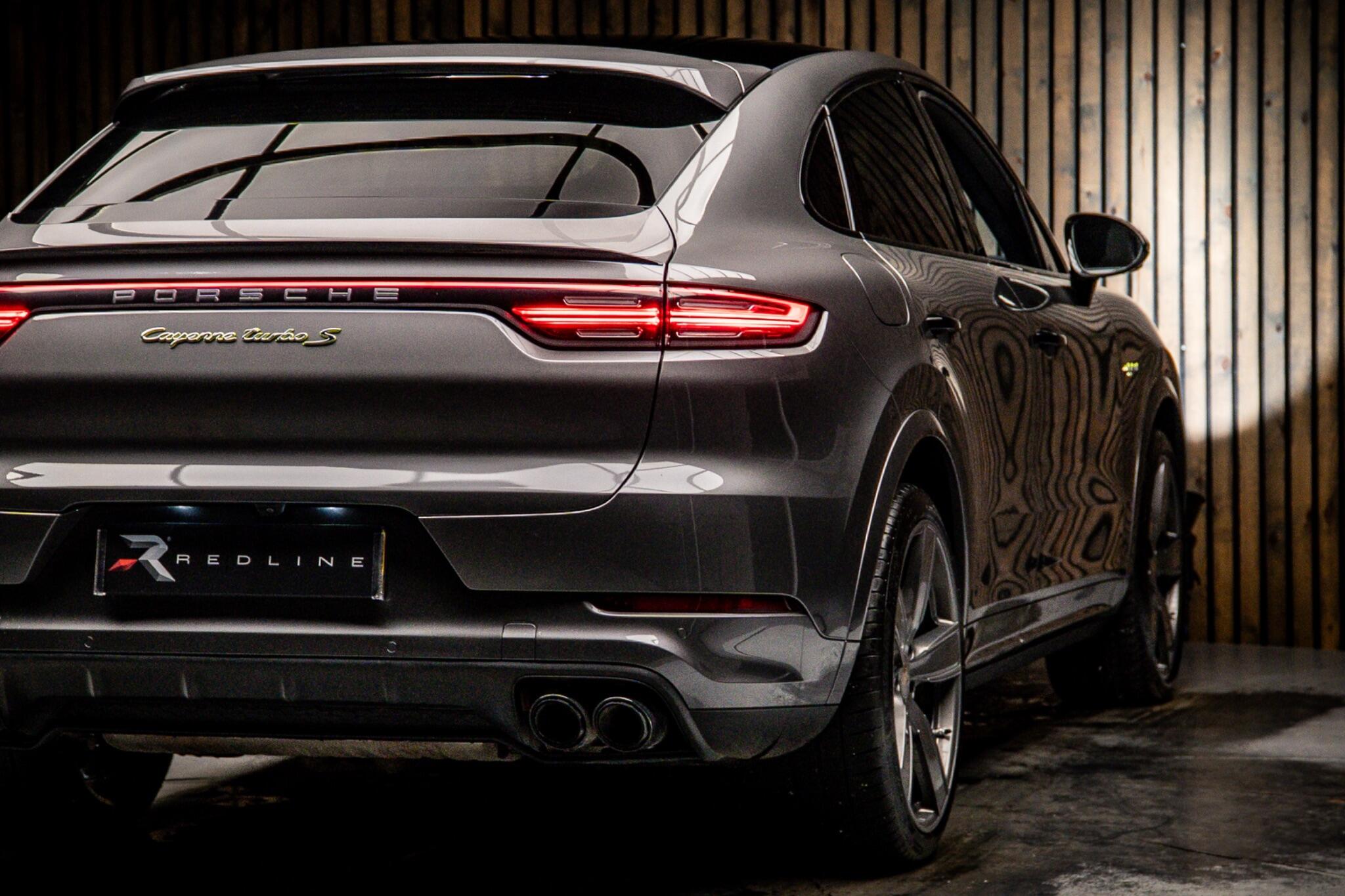 Porsche Cayenne view 21