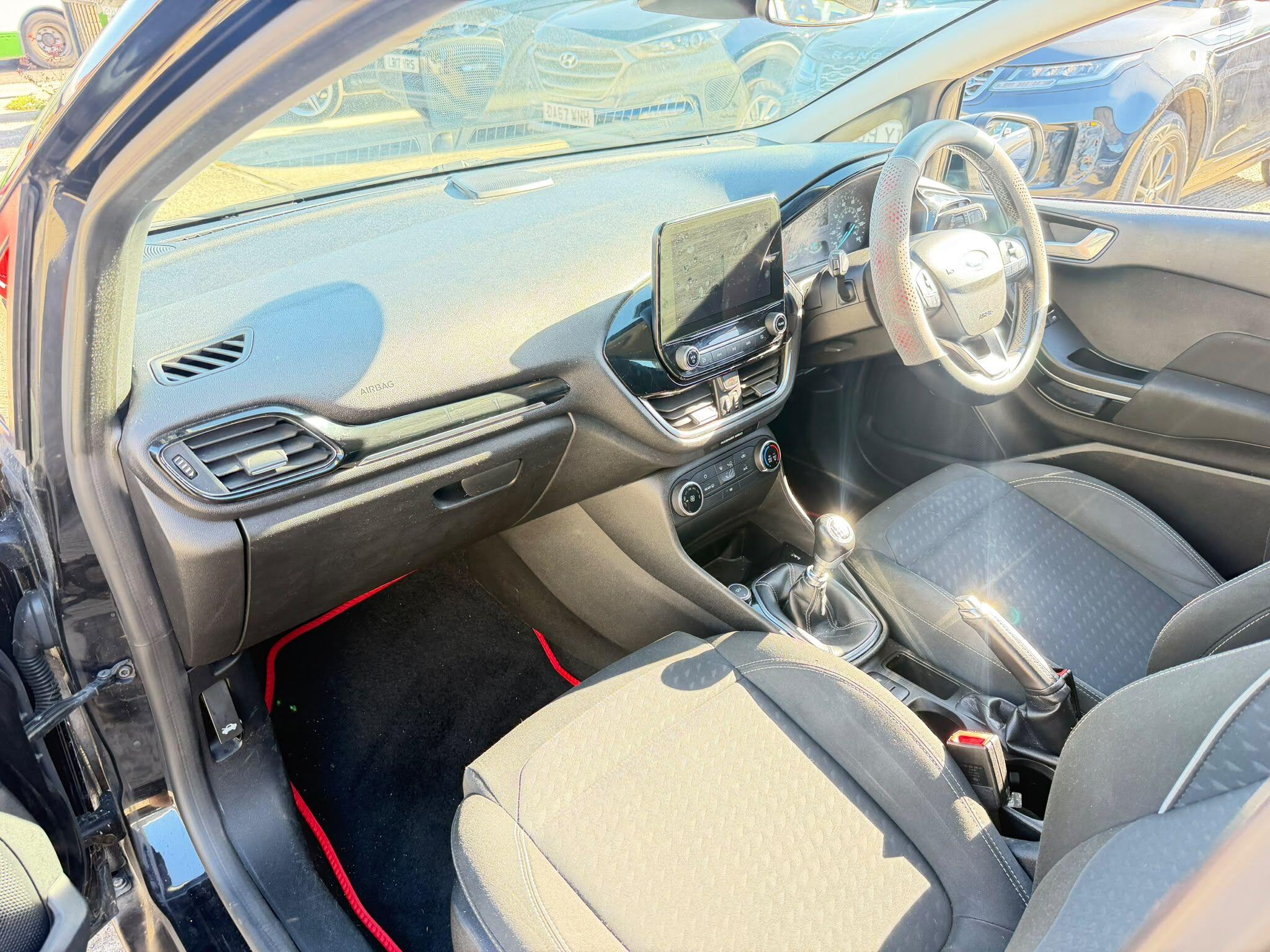 Ford Fiesta view 20