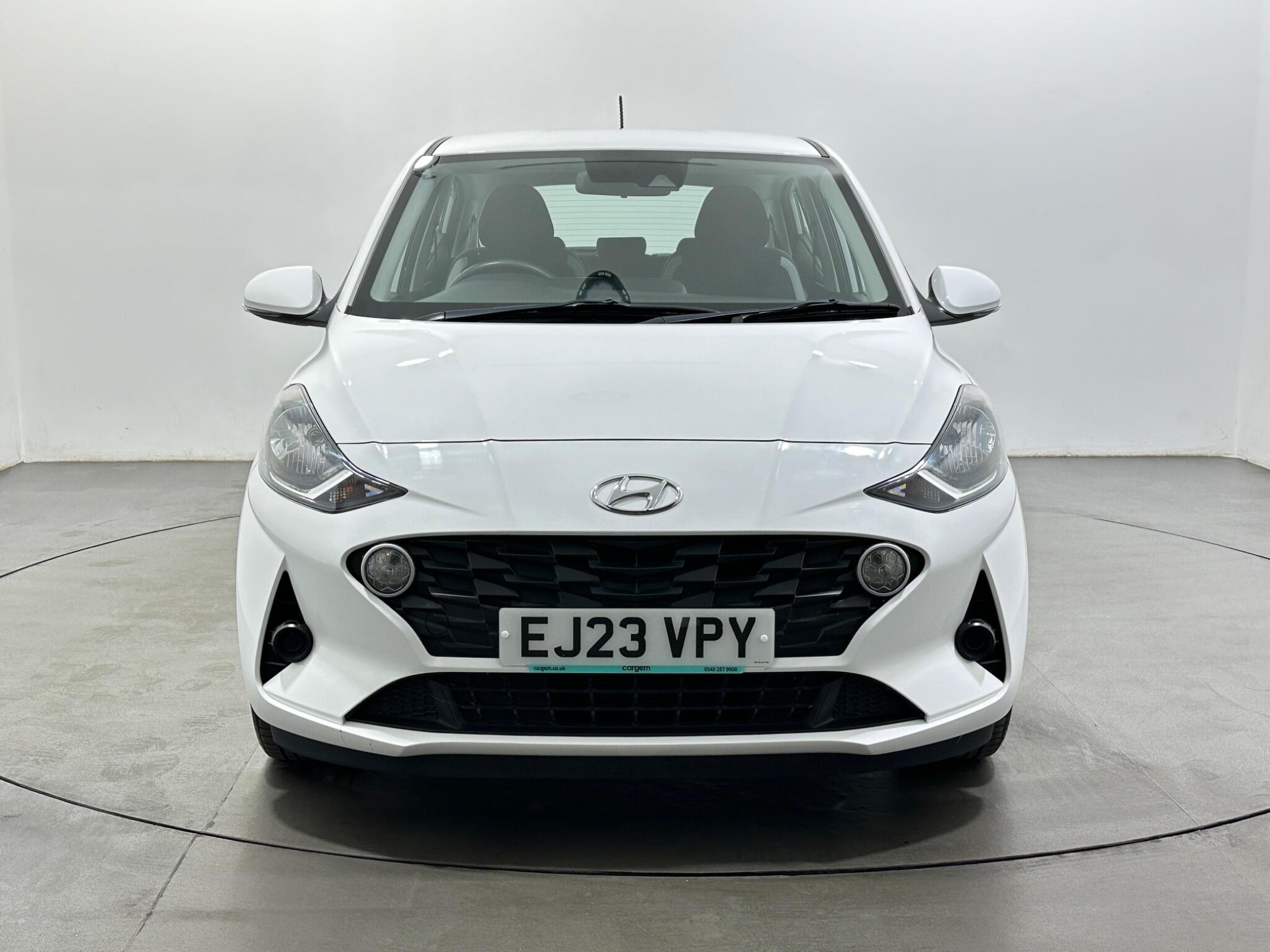 Hyundai I10 view 3