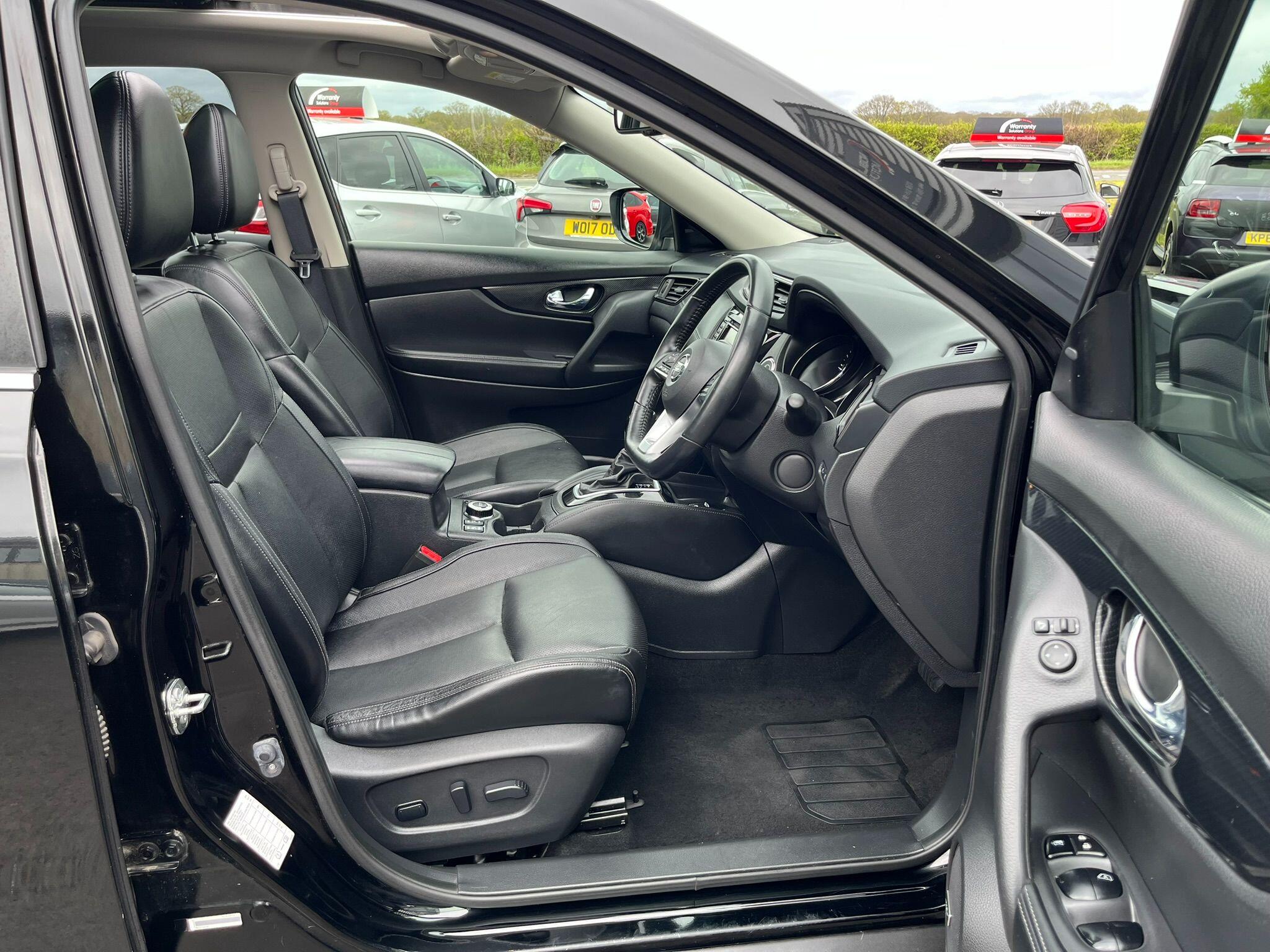 Nissan X-Trail view 9