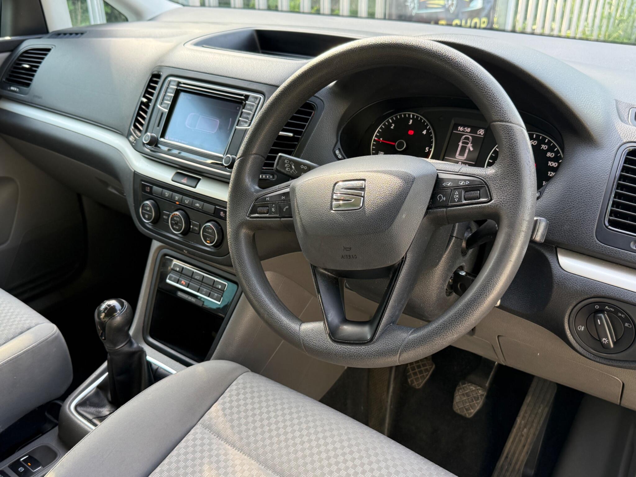 2016 SEAT Alhambra image 39