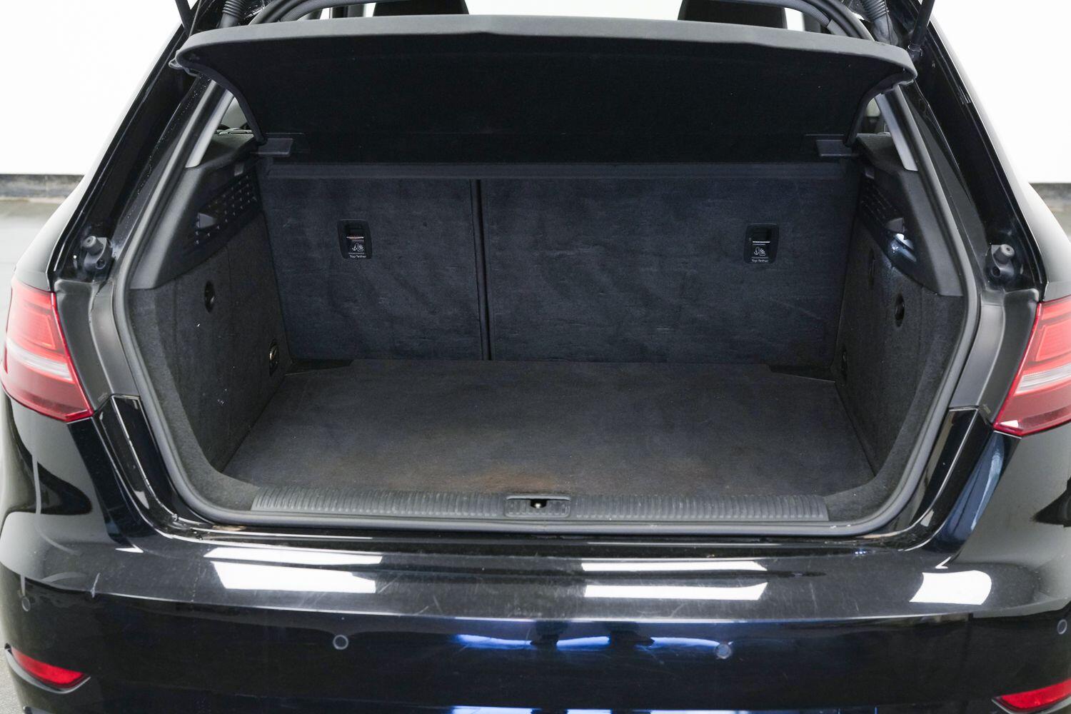 Audi A3 view 9