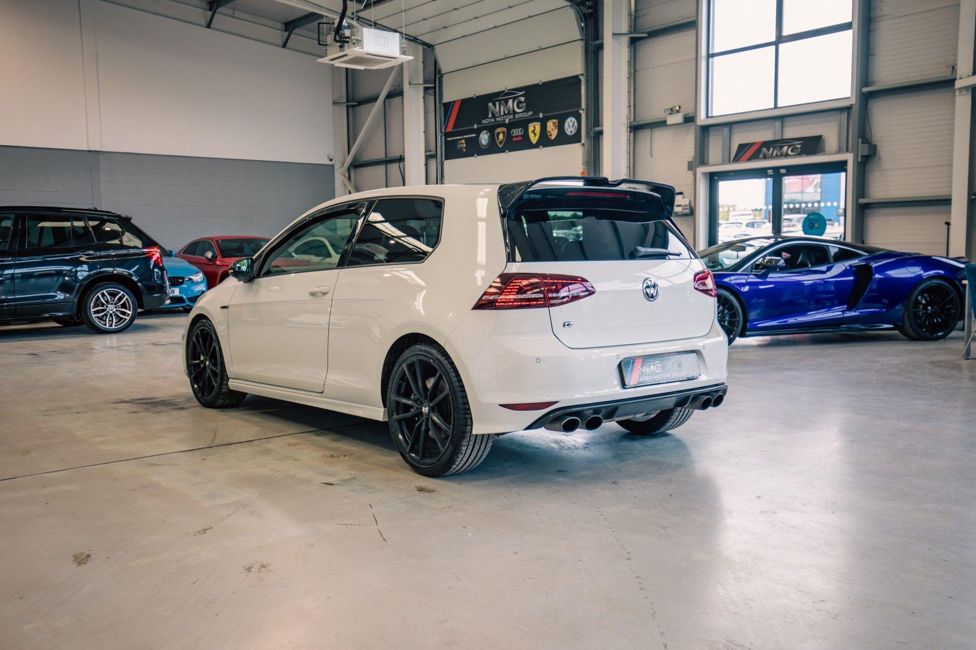Volkswagen Golf view 25